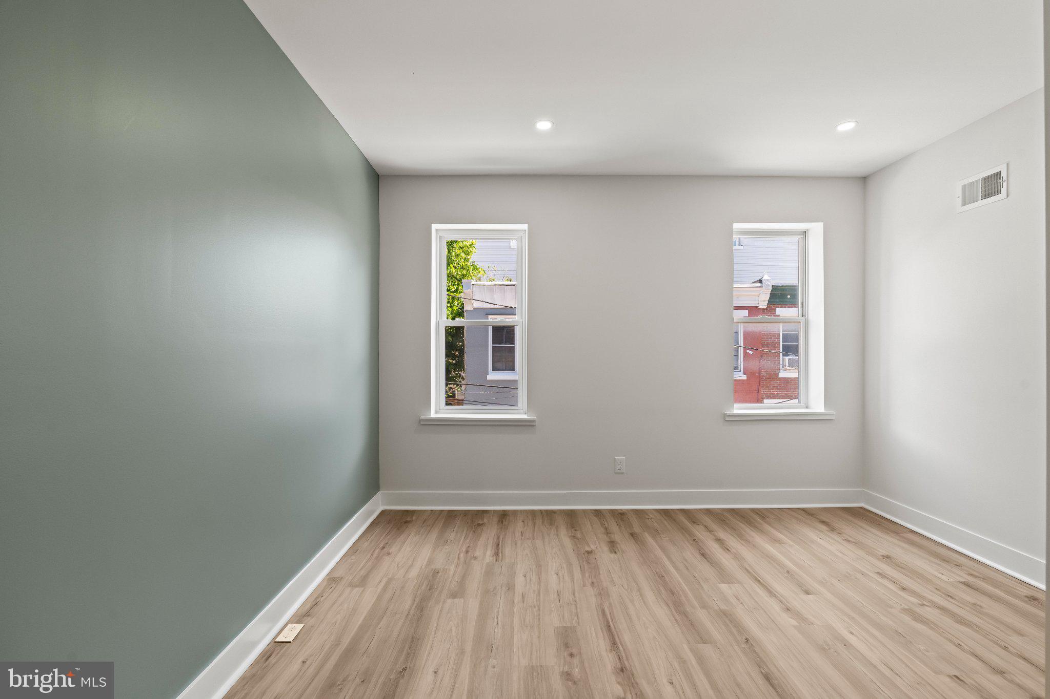GRAYS FERRY - Residential