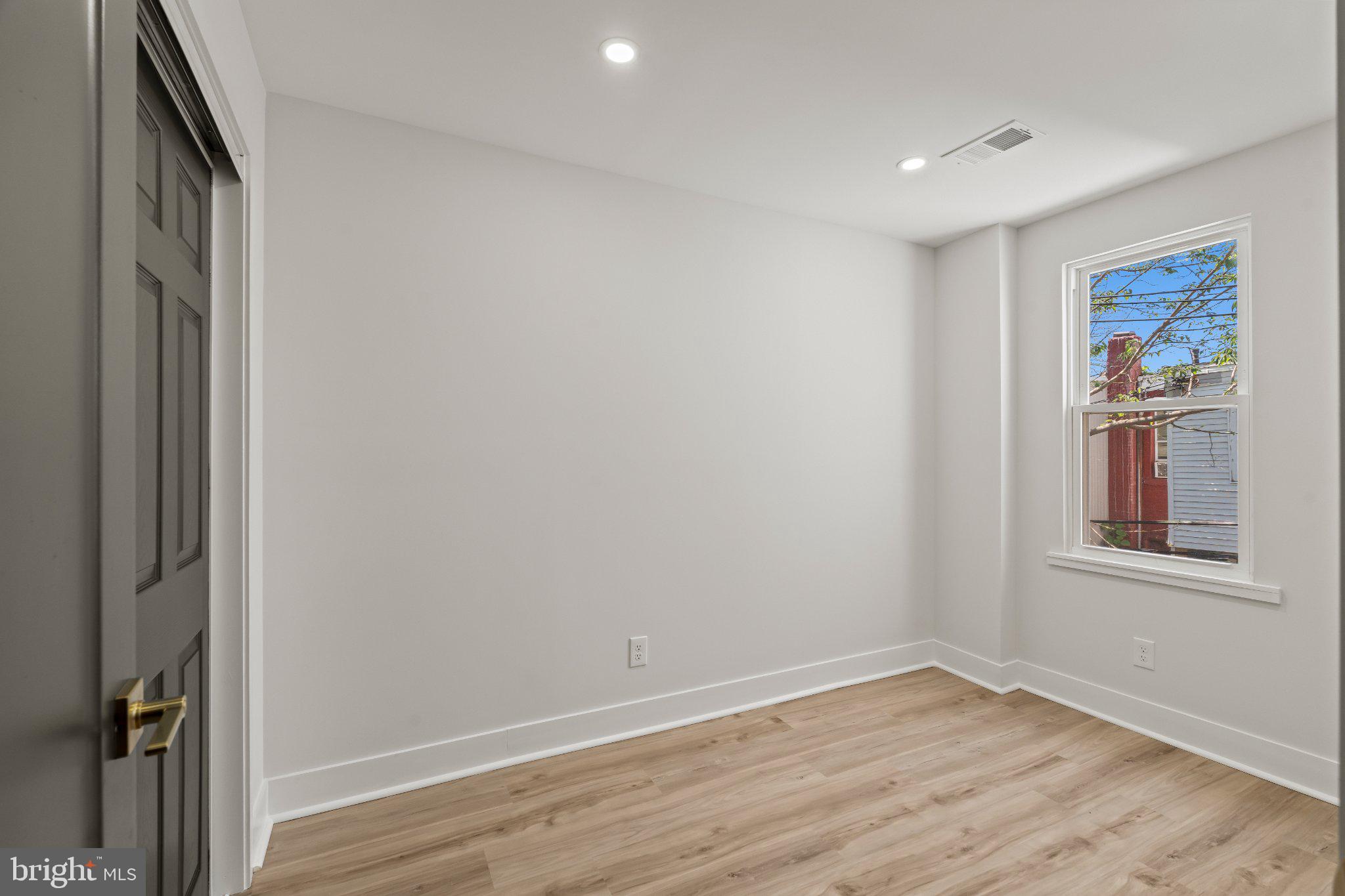 GRAYS FERRY - Residential