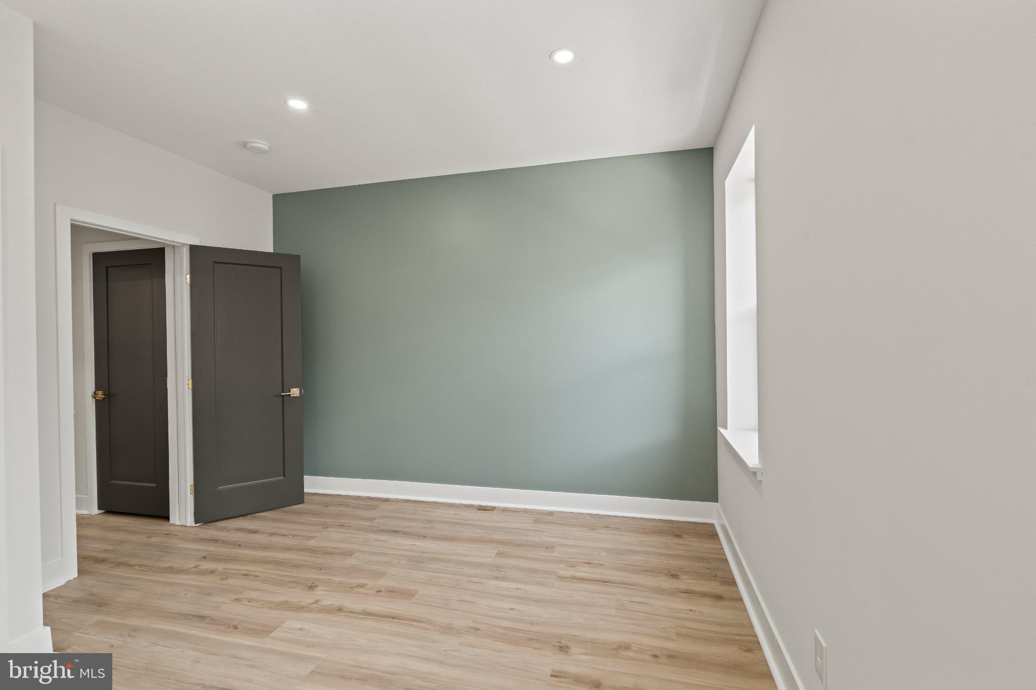 GRAYS FERRY - Residential