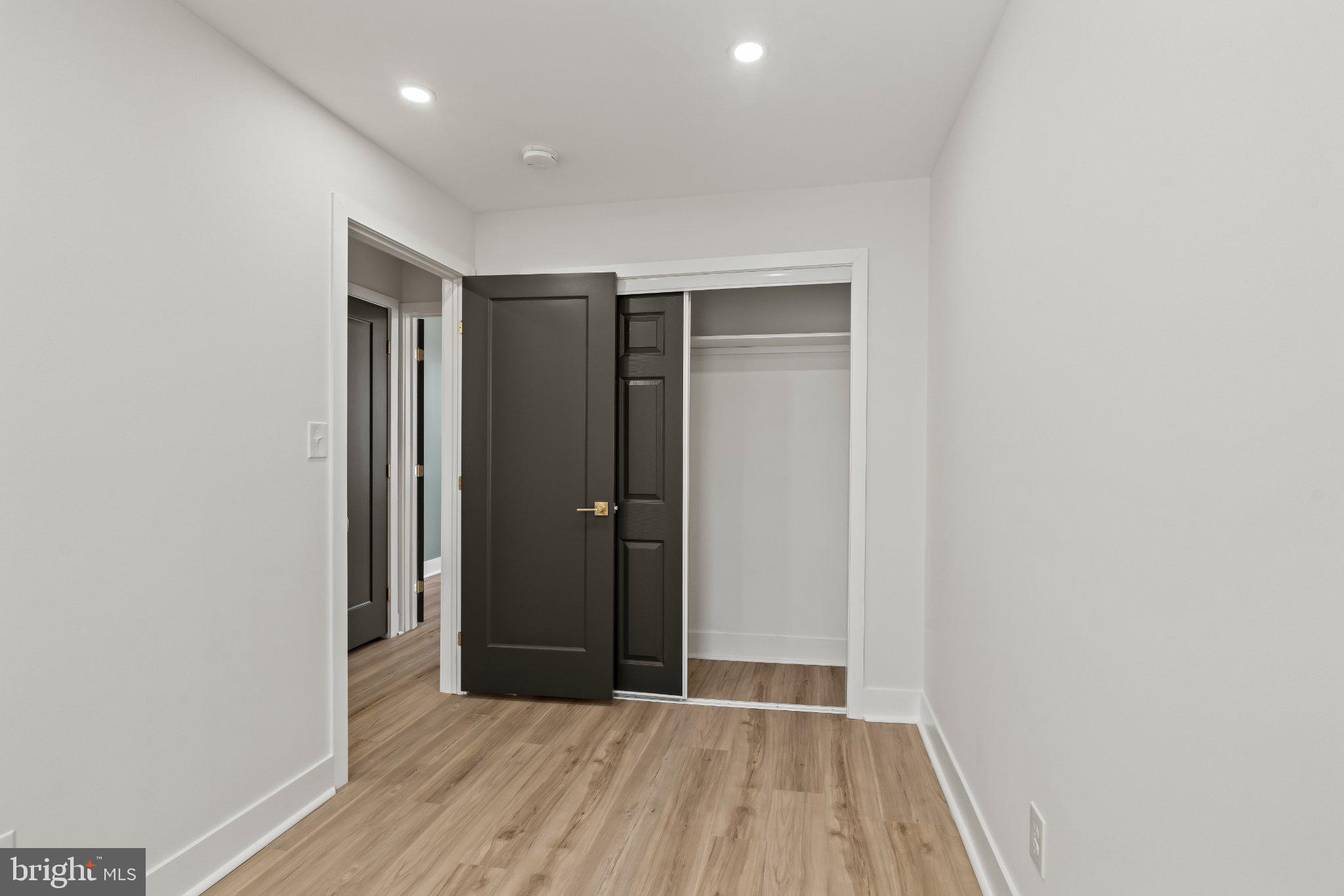 GRAYS FERRY - Residential