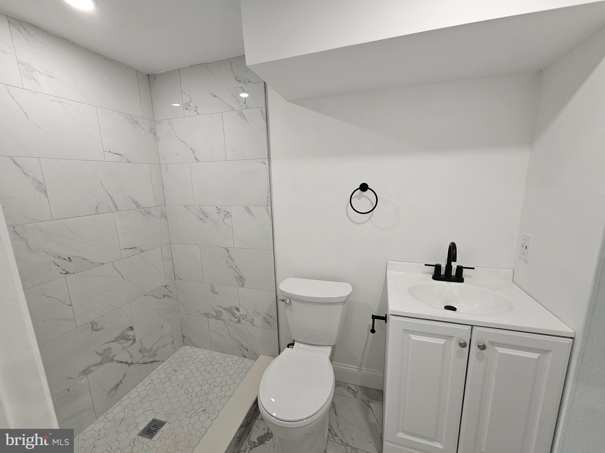 FRANKFORD - Residential