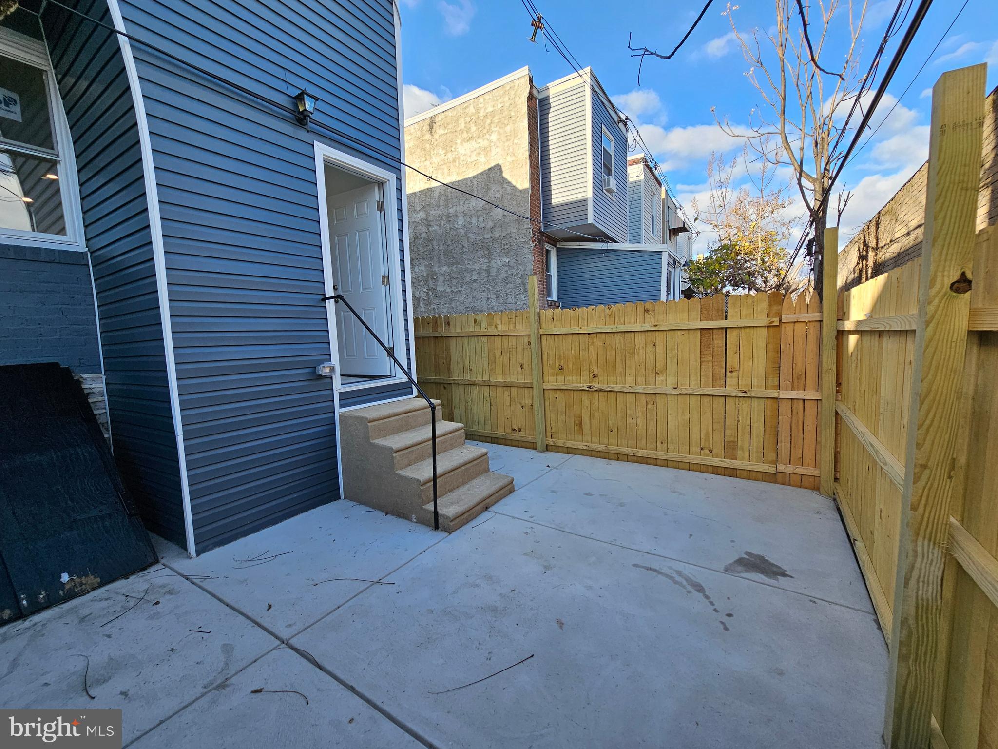 FRANKFORD - Residential