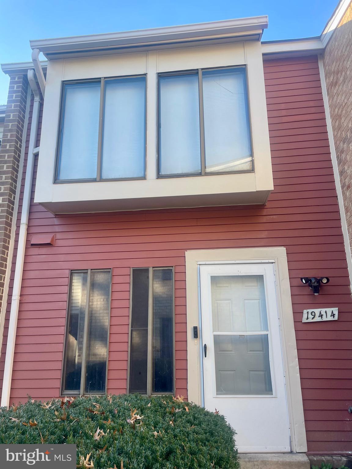 Stunning 2 bedroom, 1 bathroom townhouse conveniently located in Montgomery Village. Discover a newly renovated kitchen with marble floors and custom painted cabinets. Laminate flooring seamlessly flow from the front door through the combined dining and living room. Entertain outdoors in, fenced in backyard. Upstairs features 2 spacious bedrooms, 1 updated full bathroom with ceramic tiles flooring, and stackable washer and dryer. Additional features include, new HVAC (2025), New siding (2024), new insulation in attic (2025). Walking Distance to Montgomery Village Shopping Center, Aldi, Lidl's, dining, shopping. Easy access to 270 and Ride On Route 59.  (Agent is owner)