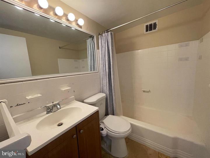 RITTENHOUSE SQUARE - Residential Lease