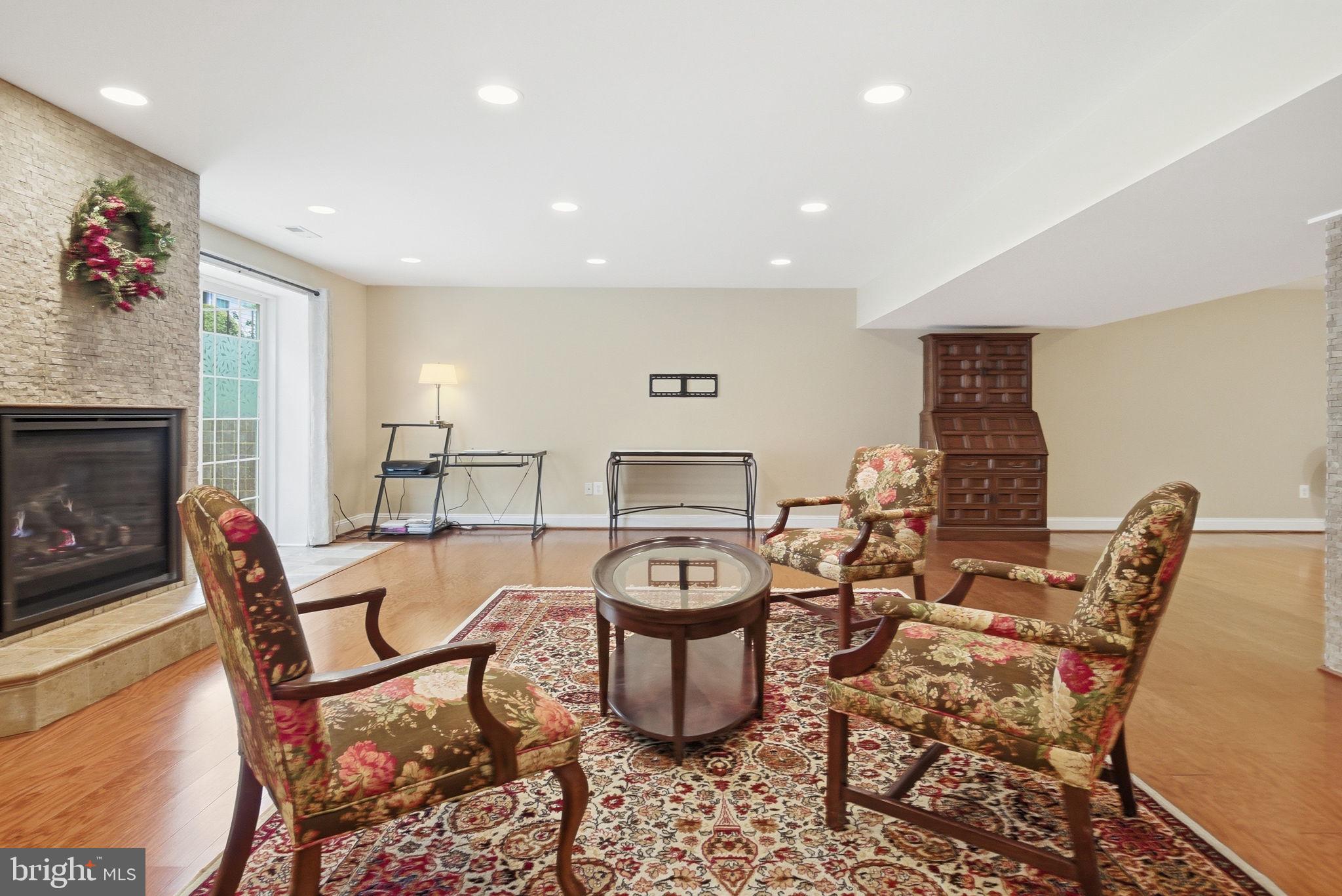 REGENCY AT DOMINION VALLEY - Residential