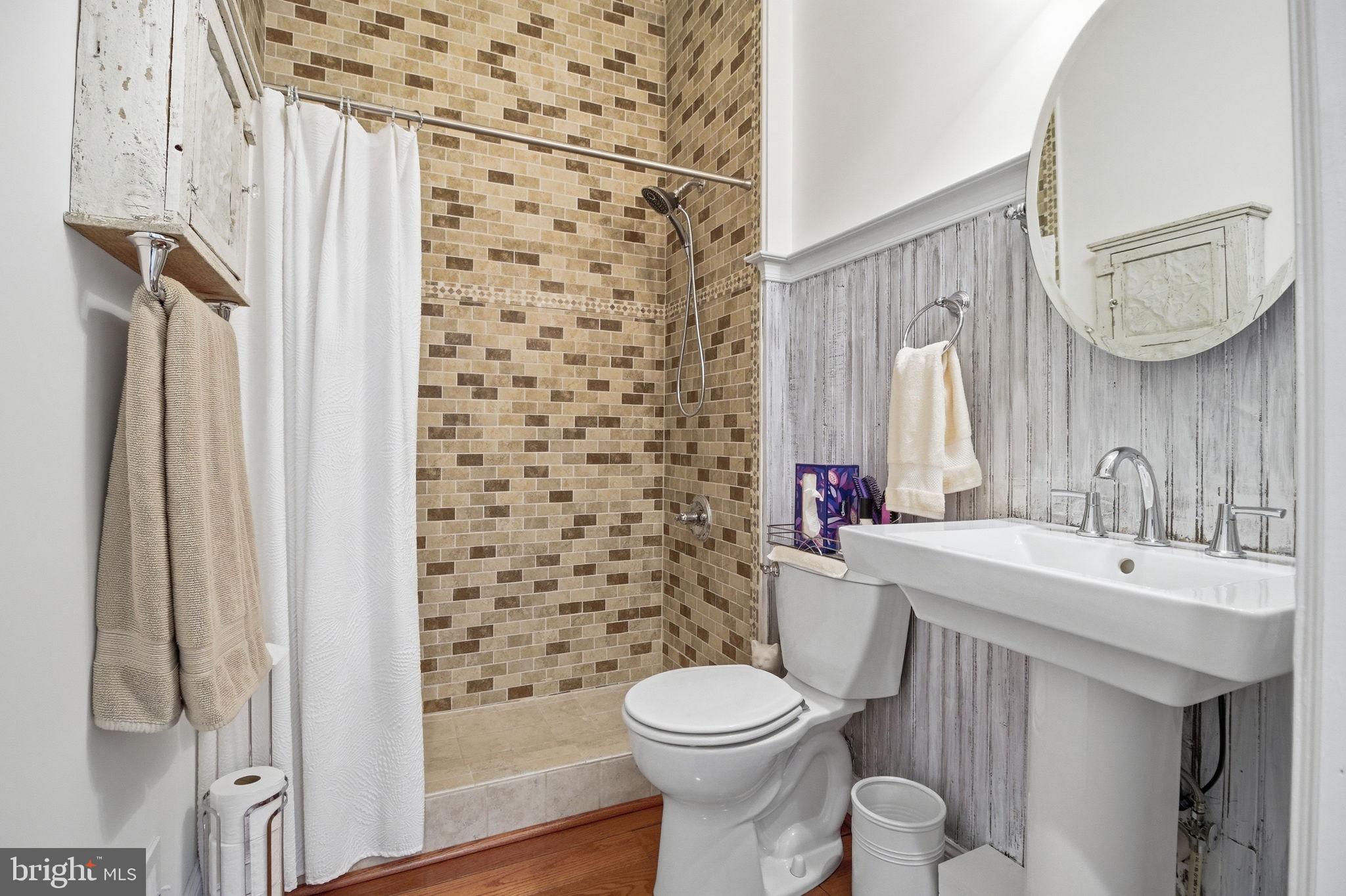 REGENCY AT DOMINION VALLEY - Residential