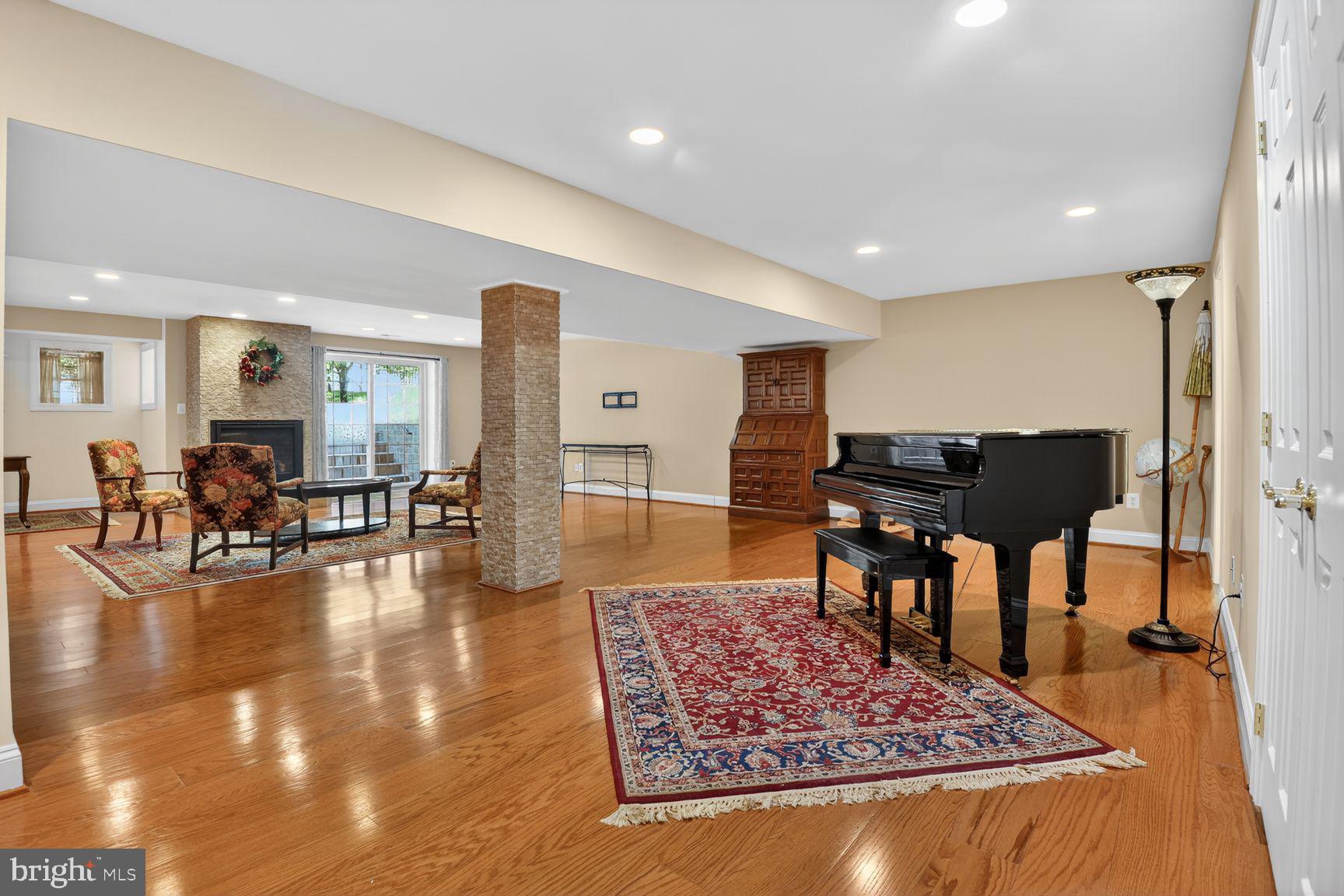 REGENCY AT DOMINION VALLEY - Residential