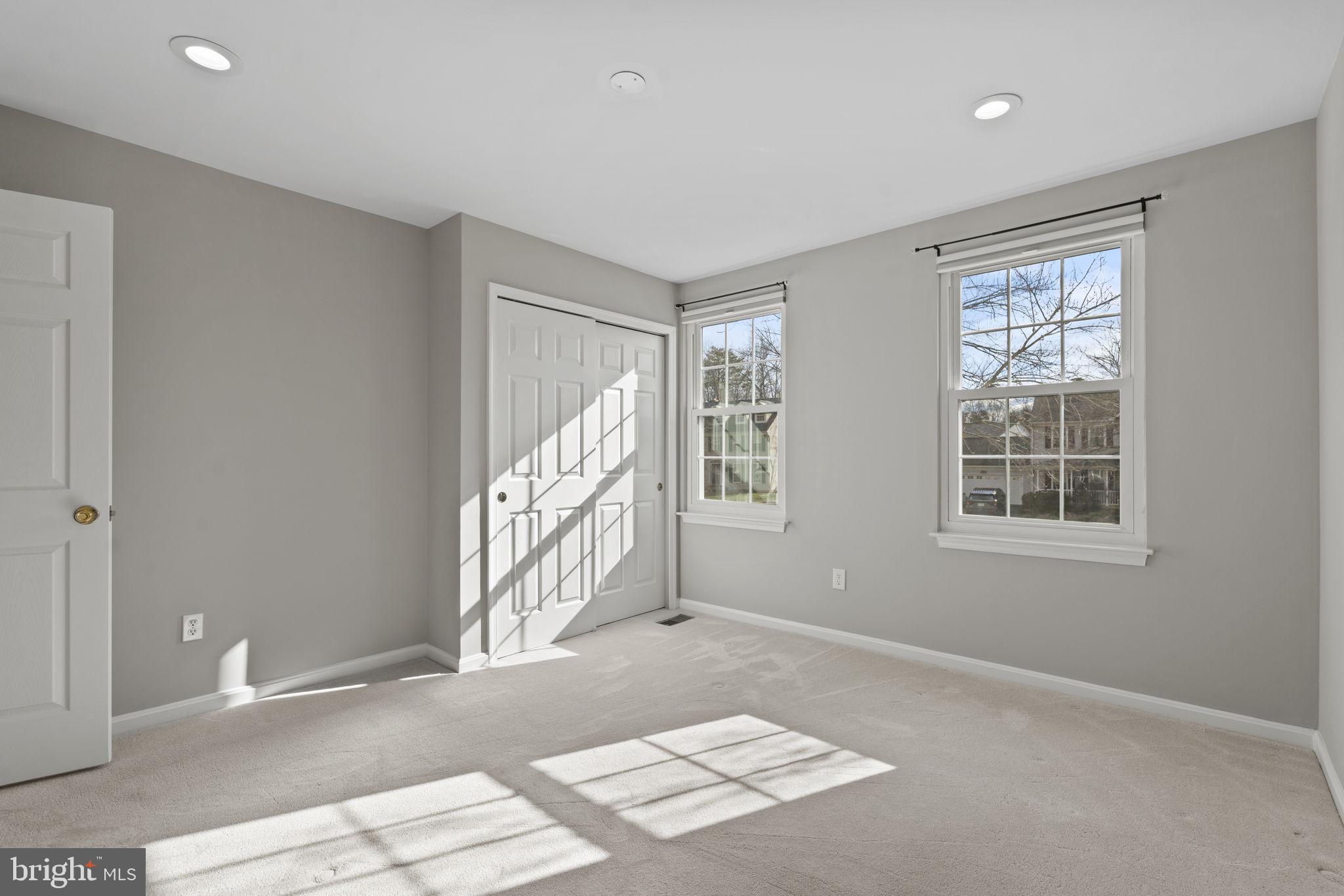 GREAT OAK - Residential