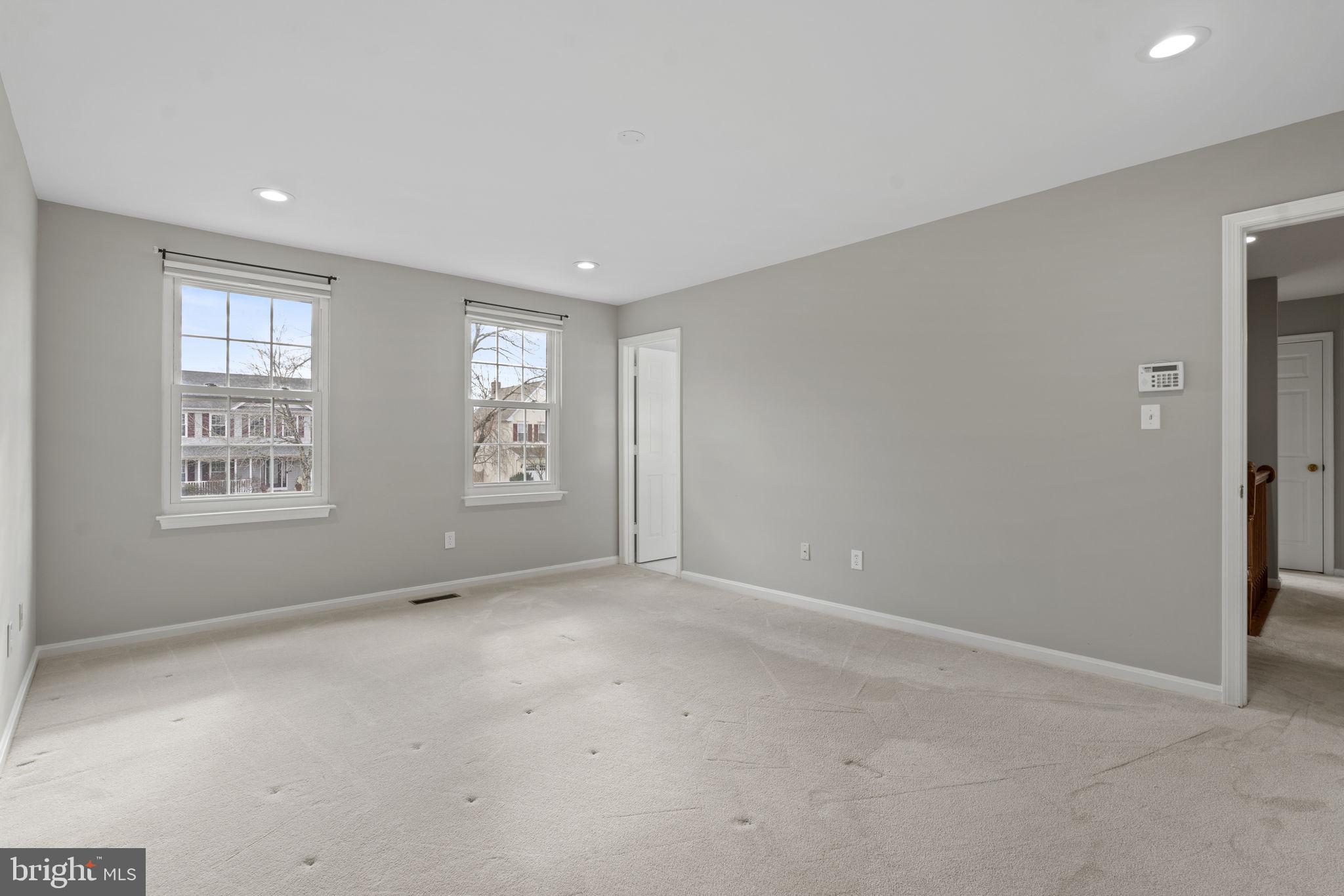 GREAT OAK - Residential