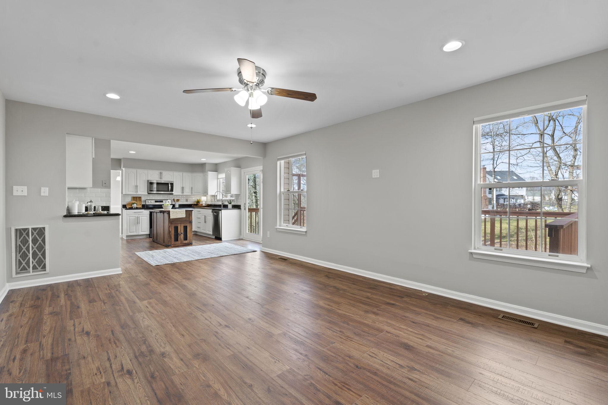 GREAT OAK - Residential