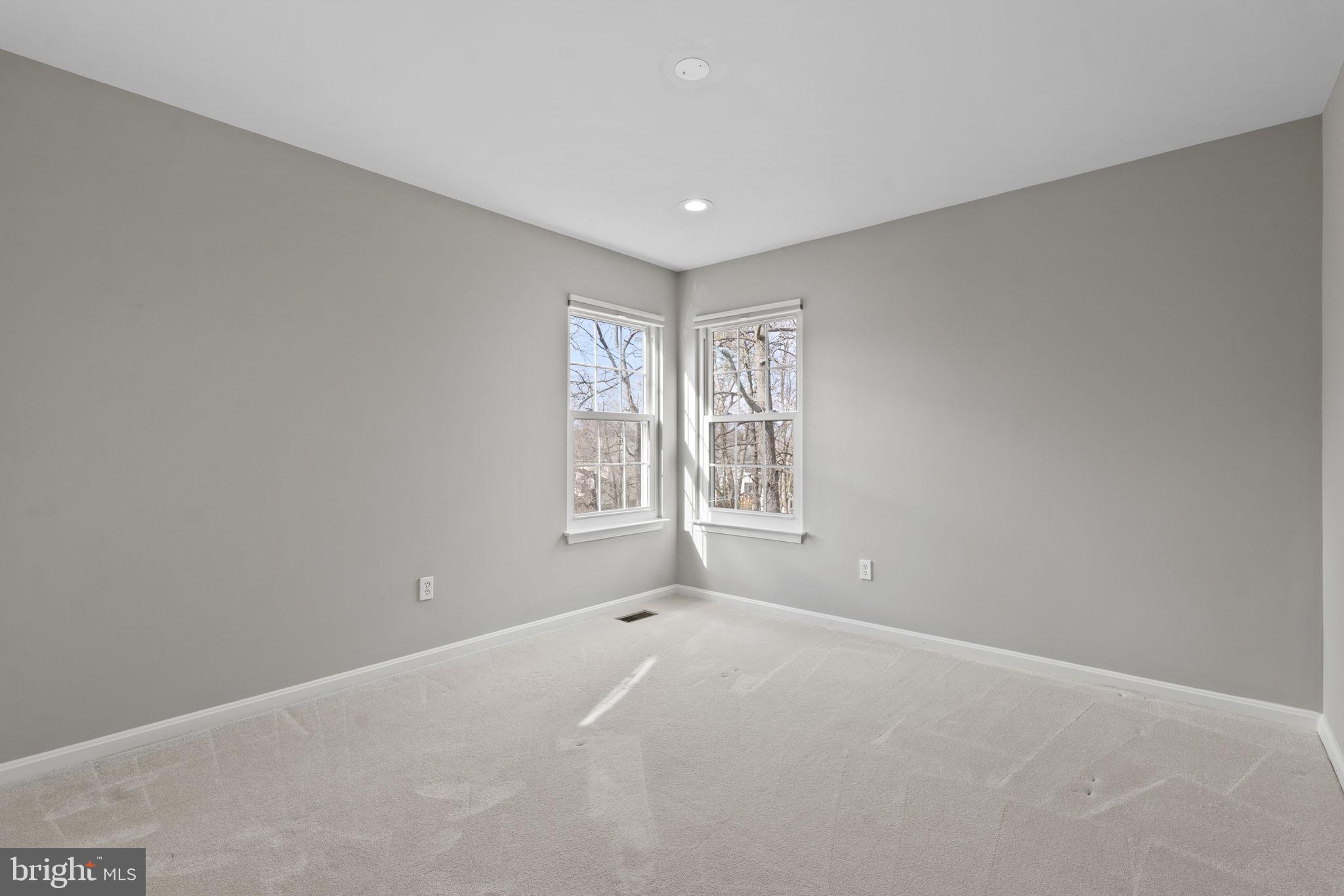 GREAT OAK - Residential
