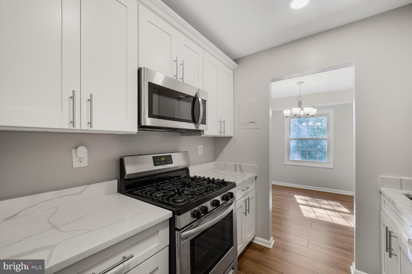 LYNDHURST CONDOS - Residential Lease