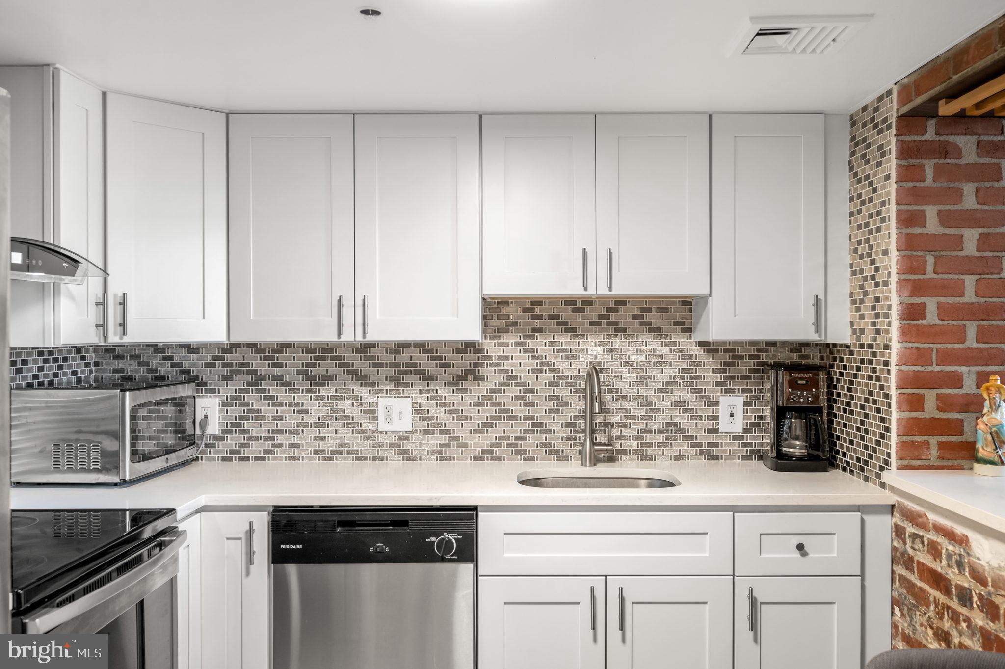 OLD CITY - Residential Lease
