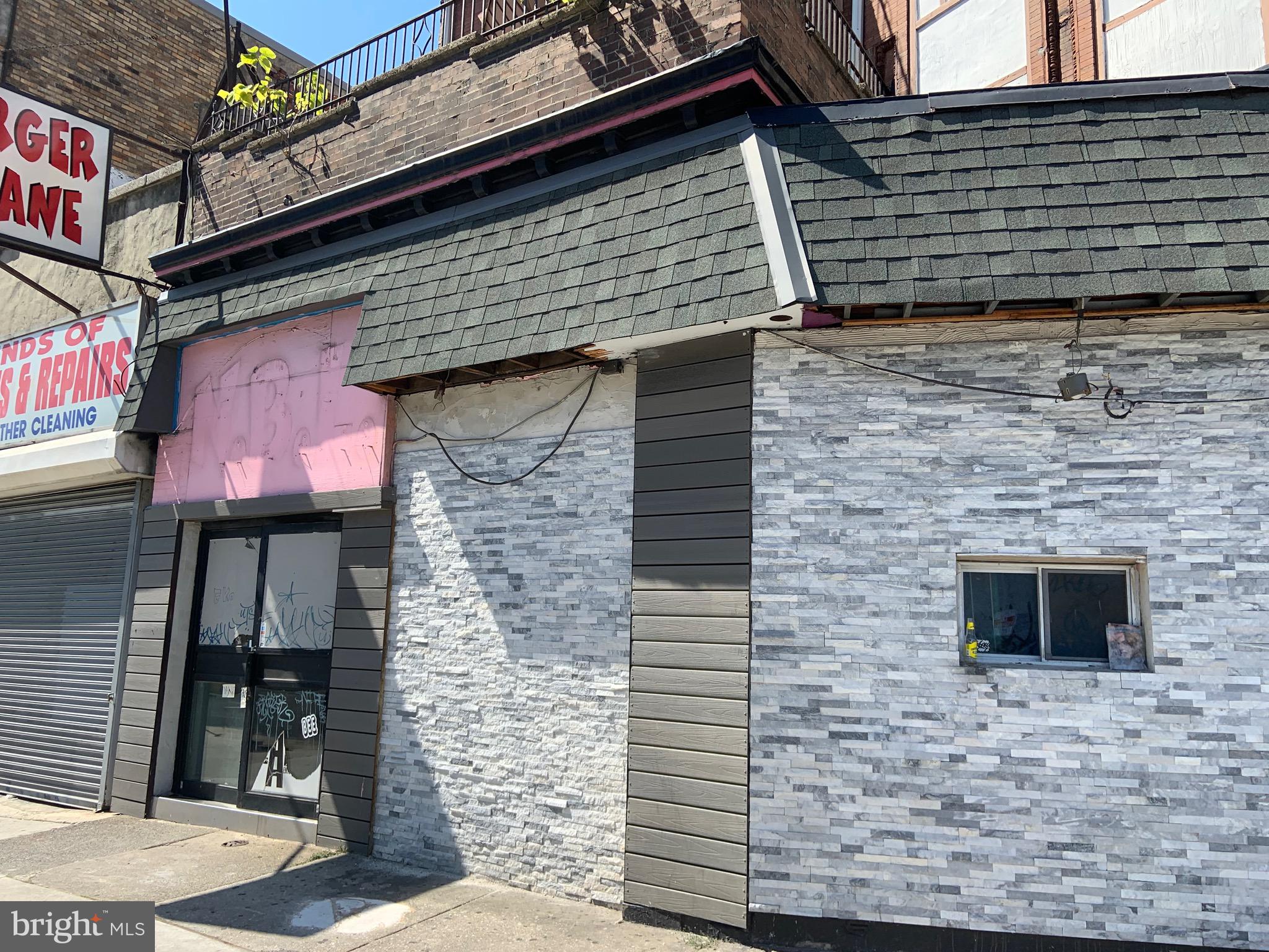Commercial Mixed Use Property in Prime Location! Commercial Space on 1st floor and vacant residential conversion space on 2nd and 3rd floors! Property was formerly used as a bar/nightclub and restaurant! Zoned Commercial CMX3! Being sold in AS-IS condition! Property can also be LEASED and/or LEASE-PURCHASED and SELLER is OPEN to HOLDING FINANCING to be negotiated. Seller is open to negotiation!