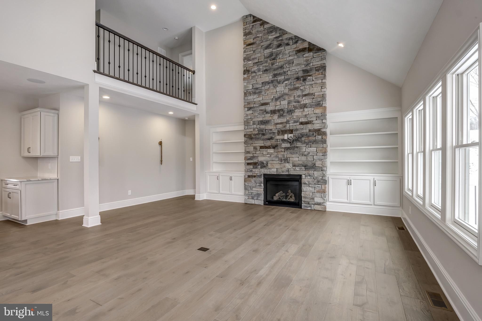 CEDAR VIEW - Residential