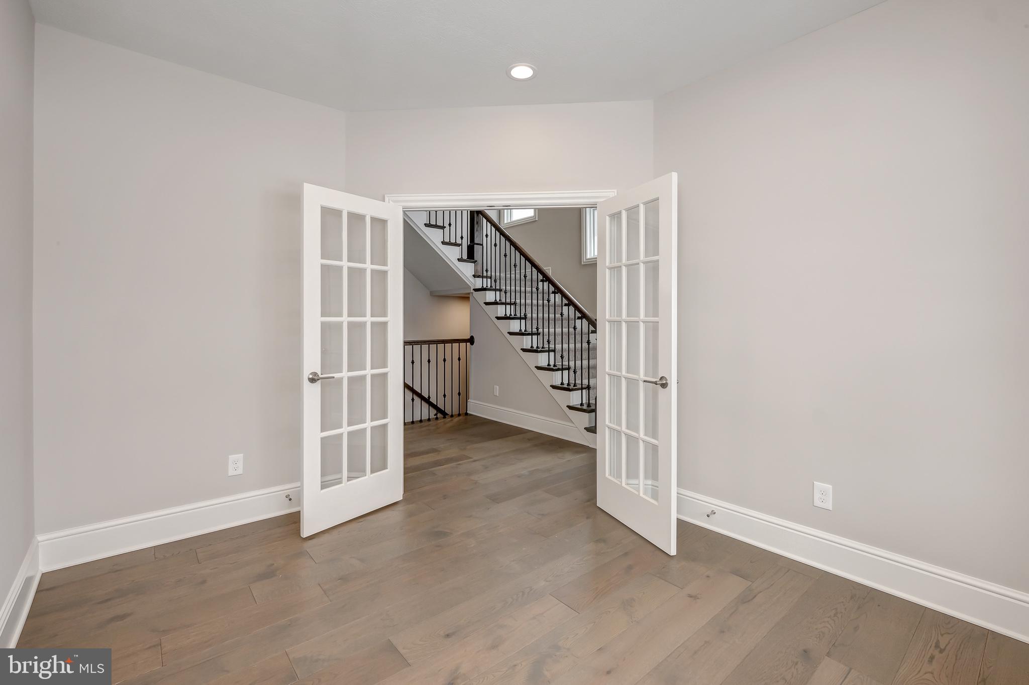 CEDAR VIEW - Residential