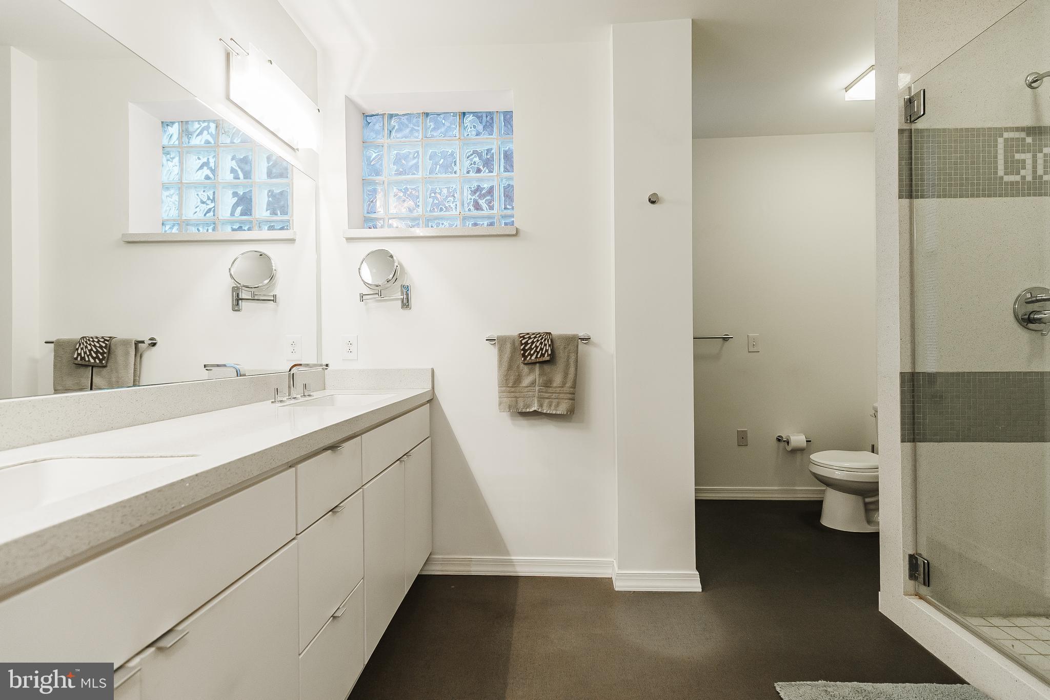 EAST PASSYUNK CROSSING - Residential Income