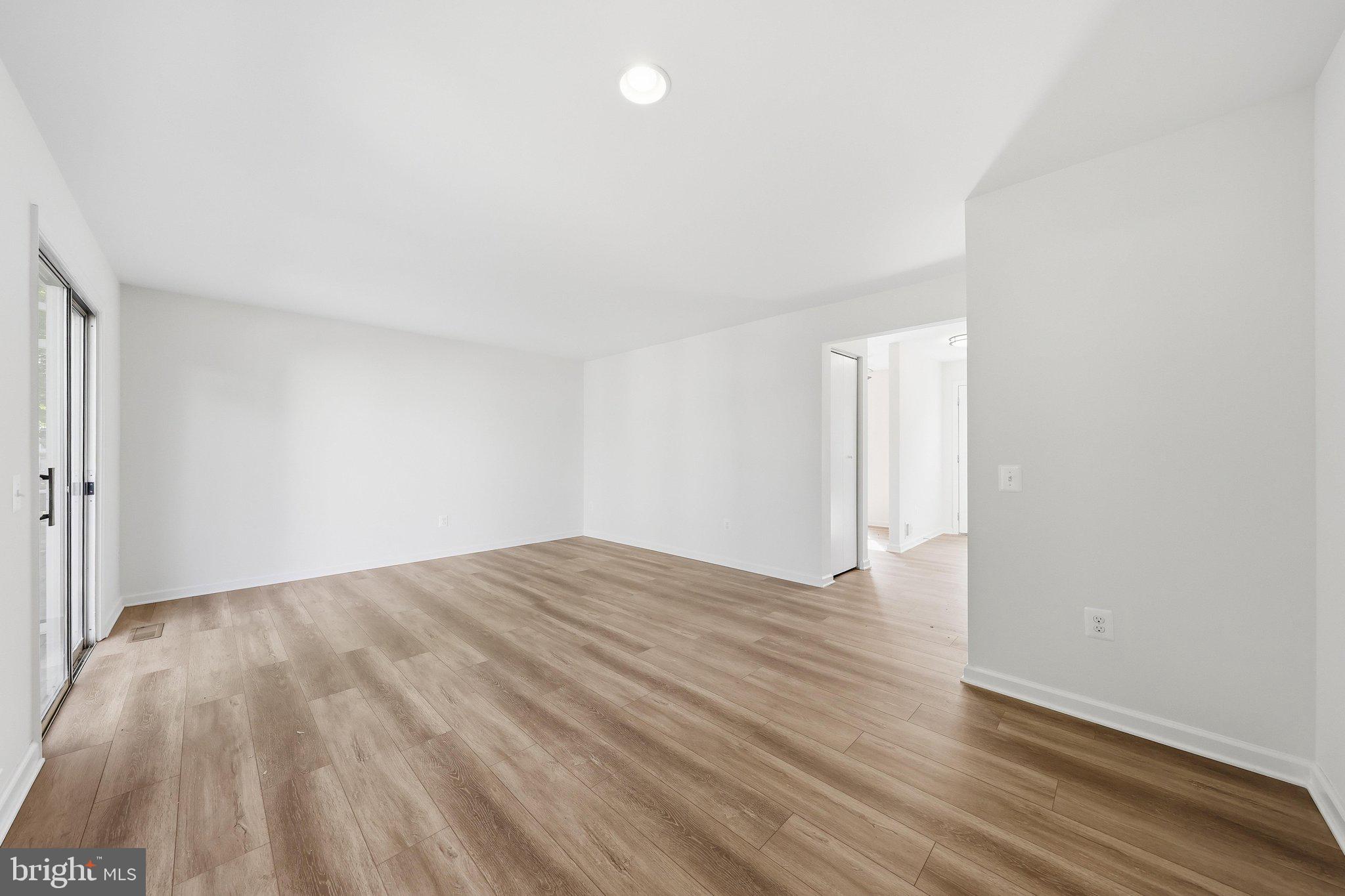 CARROLL PARK MANOR - Residential