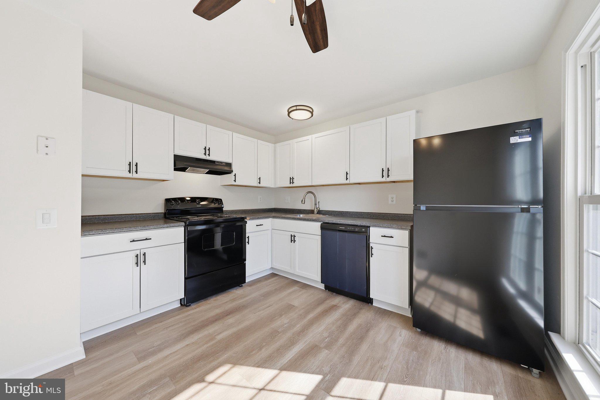CARROLL PARK MANOR - Residential