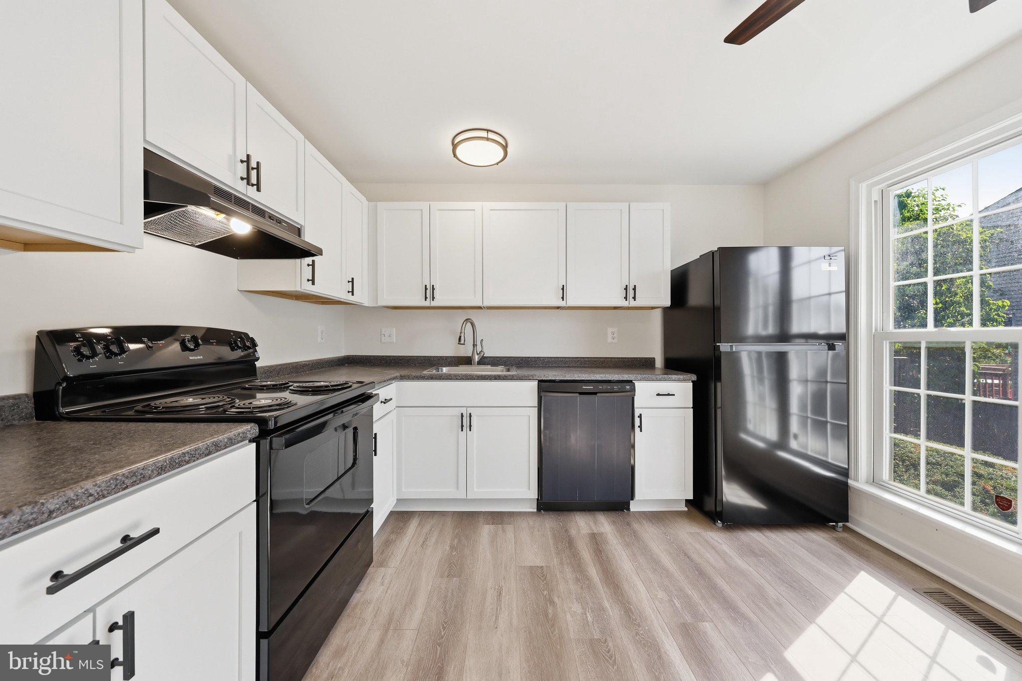 CARROLL PARK MANOR - Residential