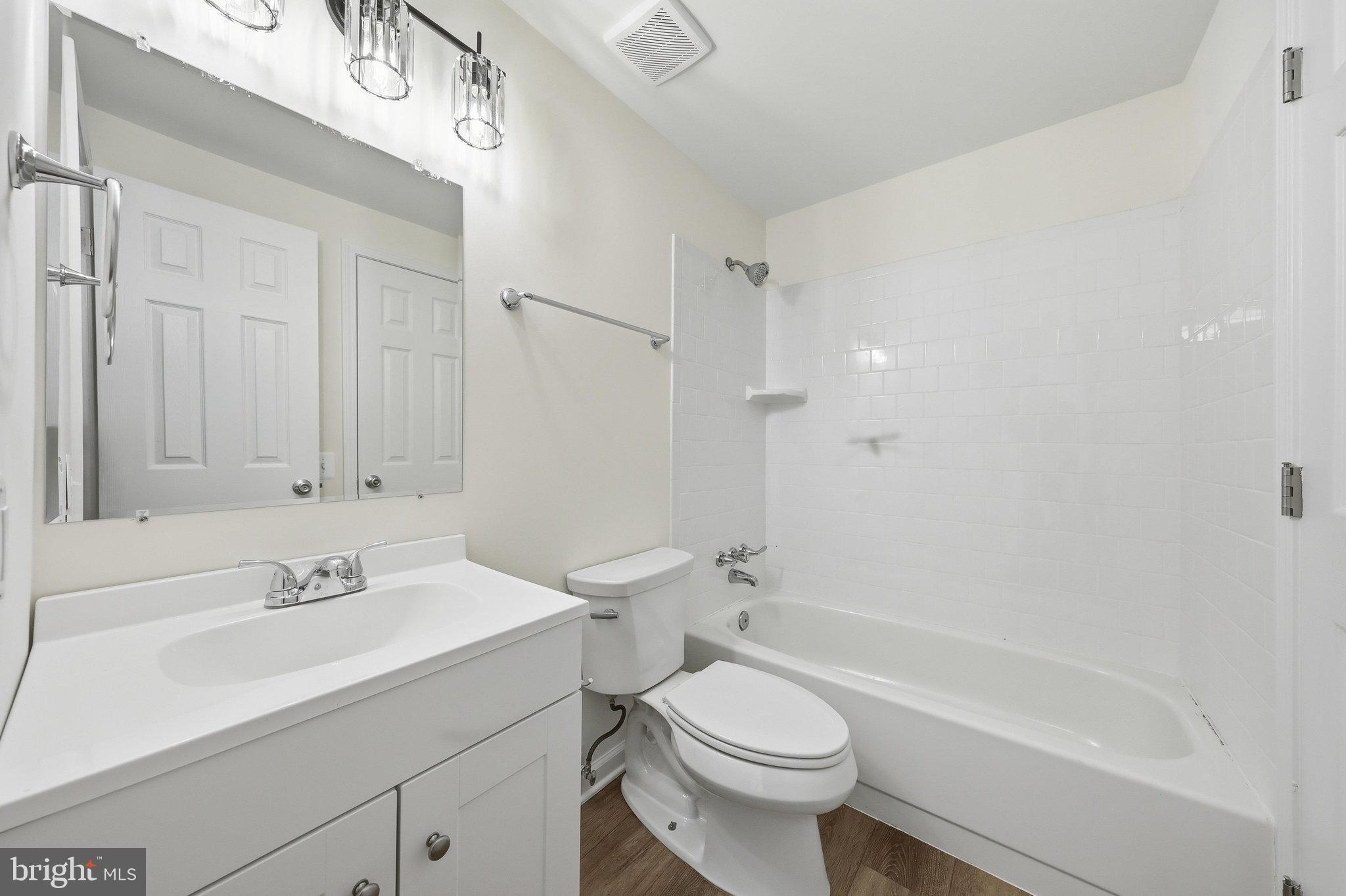 CARROLL PARK MANOR - Residential