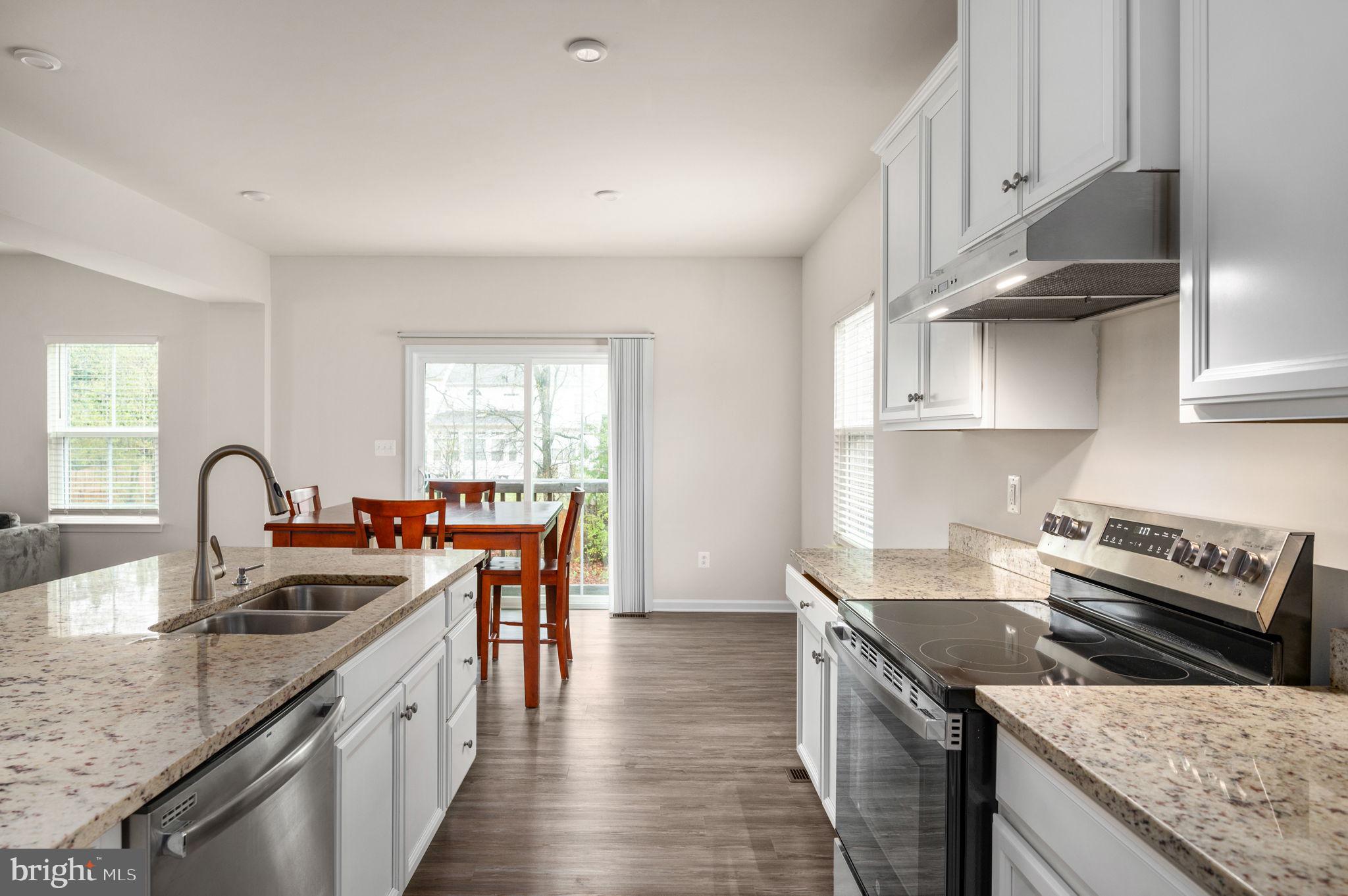 BROOKE VILLAGE - Residential