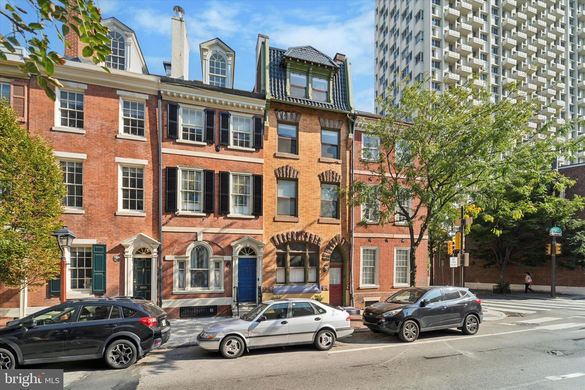 SOCIETY HILL - Residential