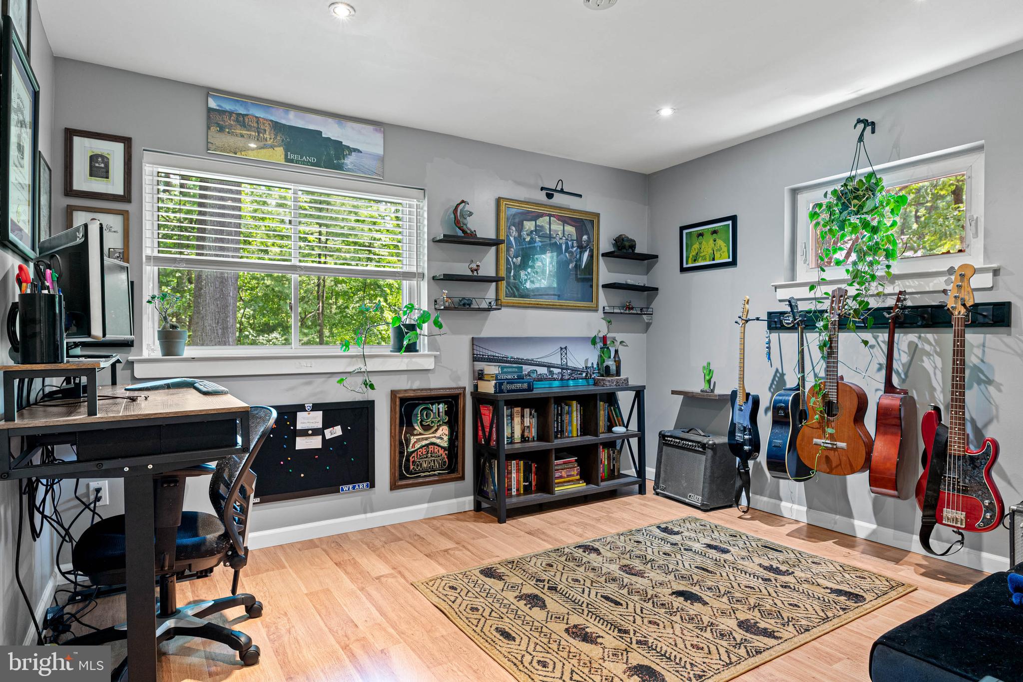 GREEN COUNTRIE - Residential