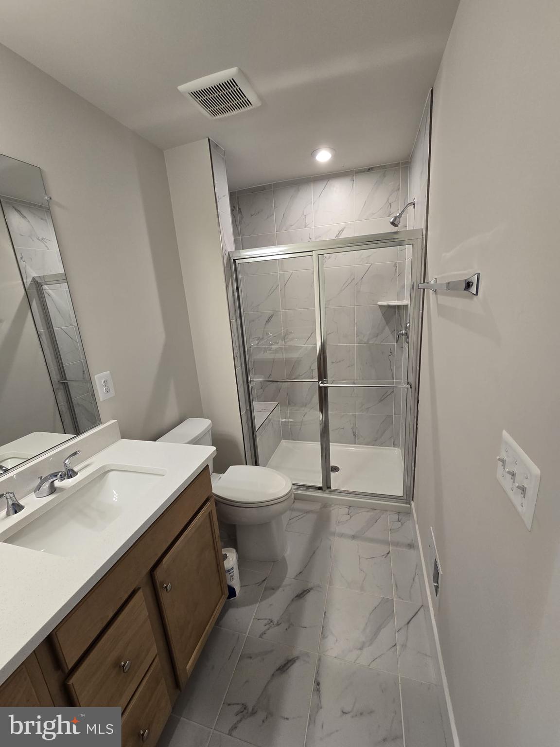 BRADLEY SQUARE - Residential Lease