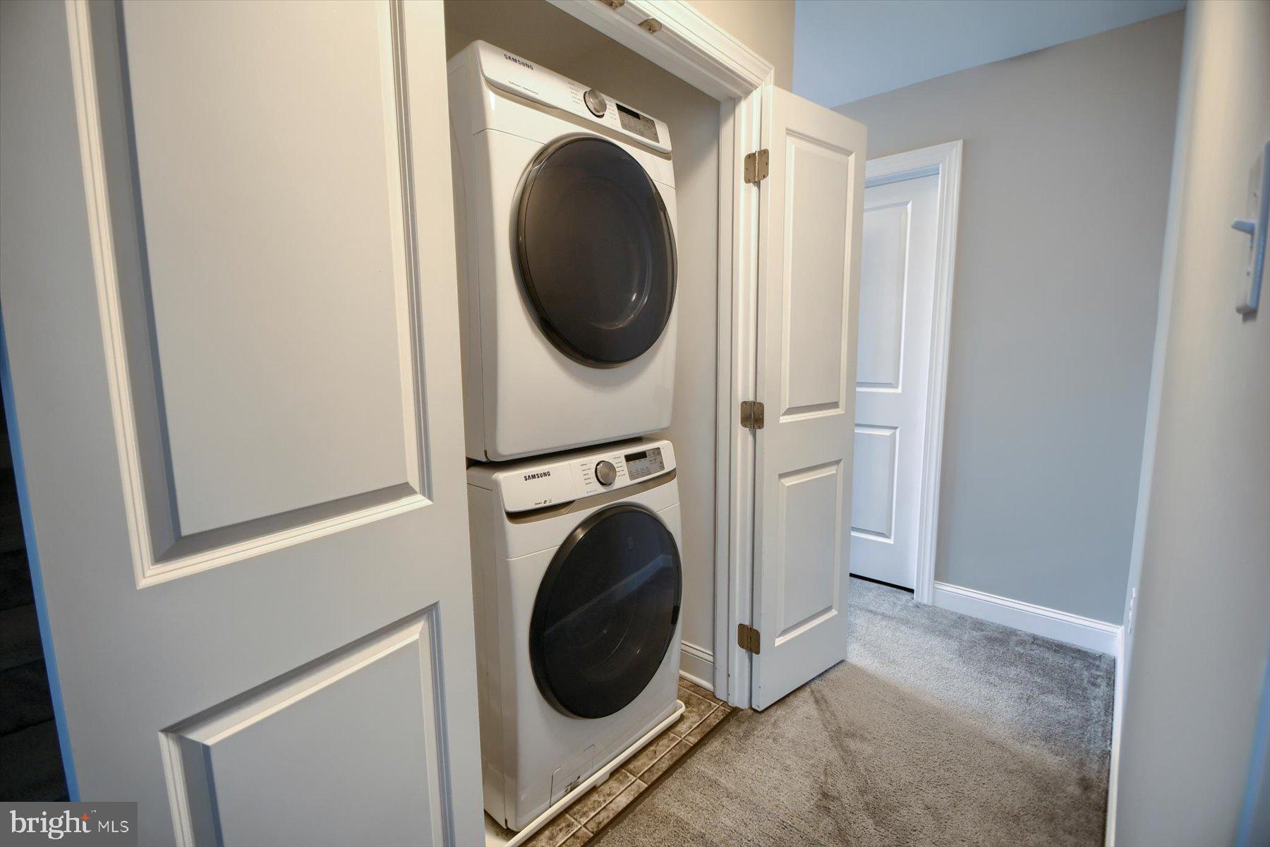 PENN SQ - Residential Lease