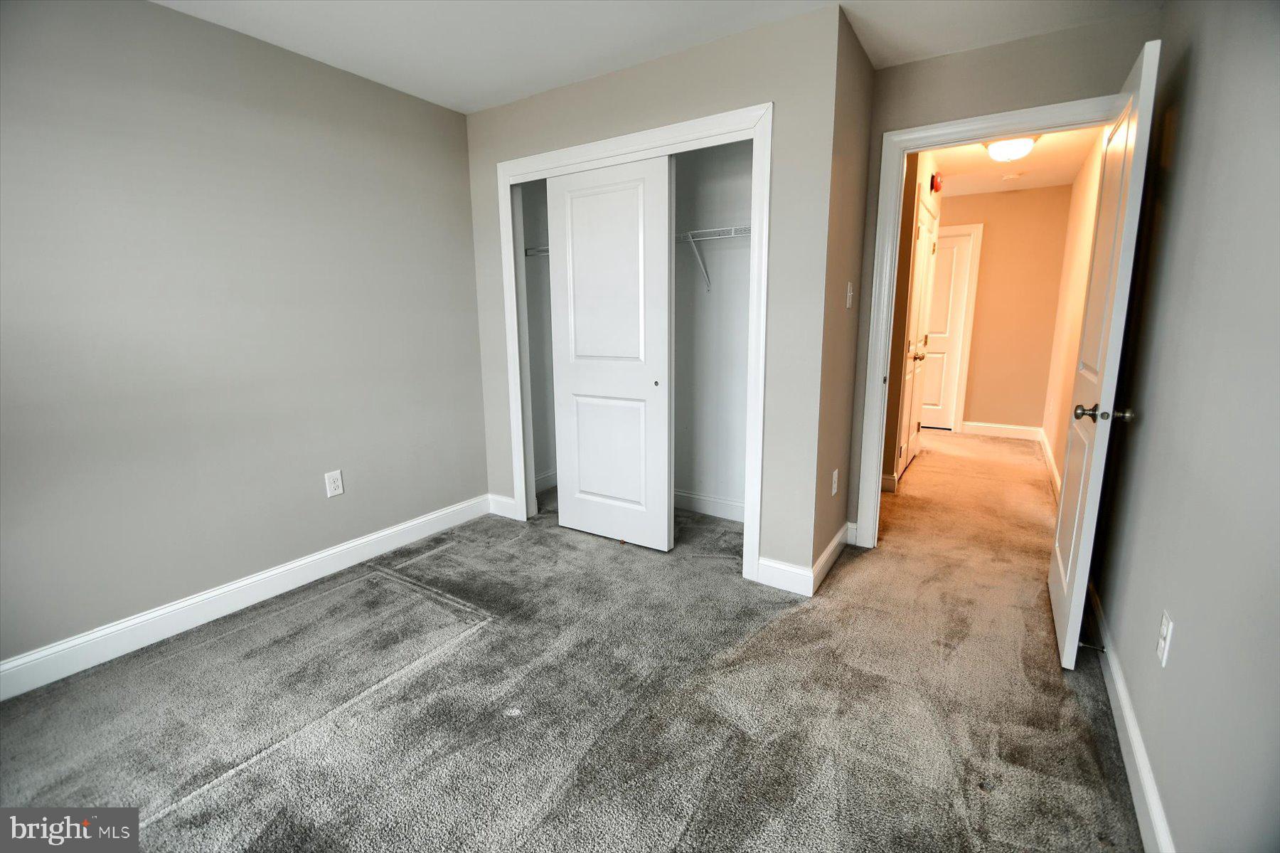 PENN SQ - Residential Lease