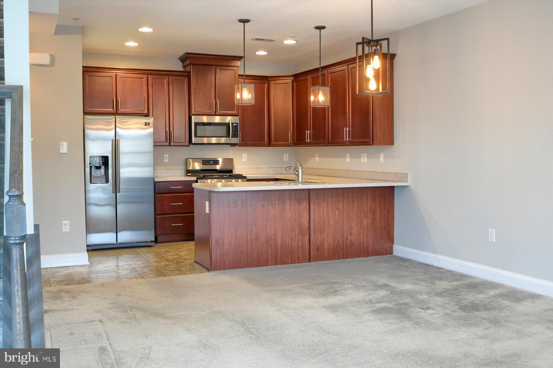 PENN SQ - Residential Lease