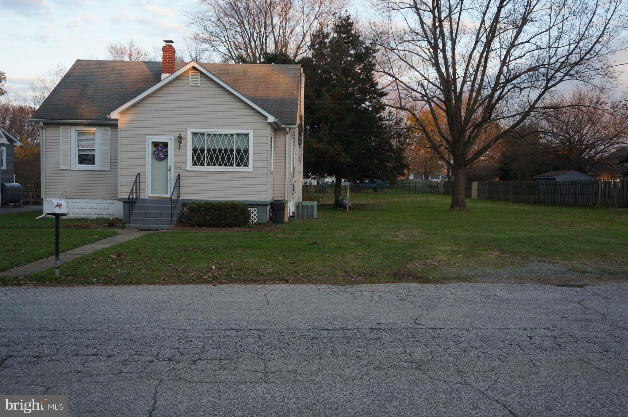 EDGEMERE/SPARROWS POINT - Residential