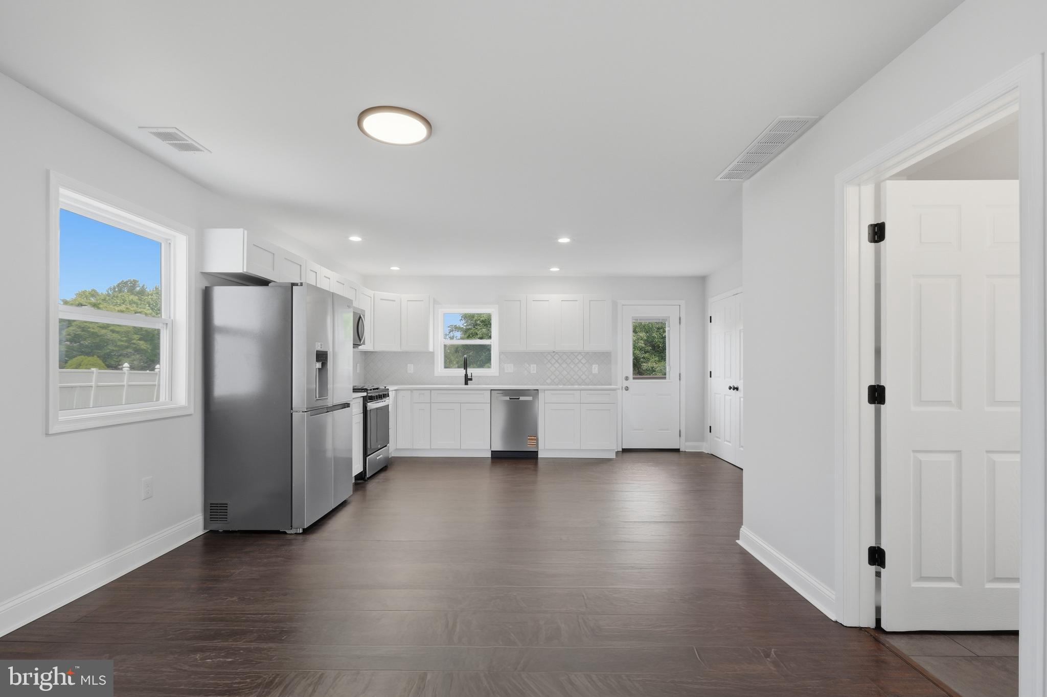 WELLINGTON WOODS - Residential
