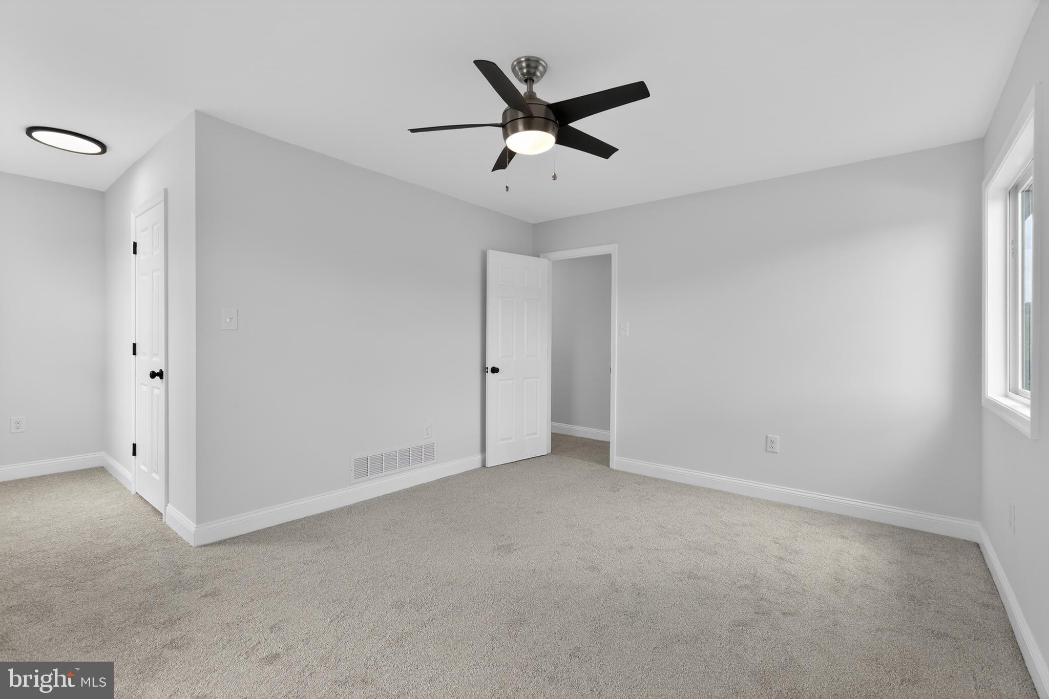 WELLINGTON WOODS - Residential