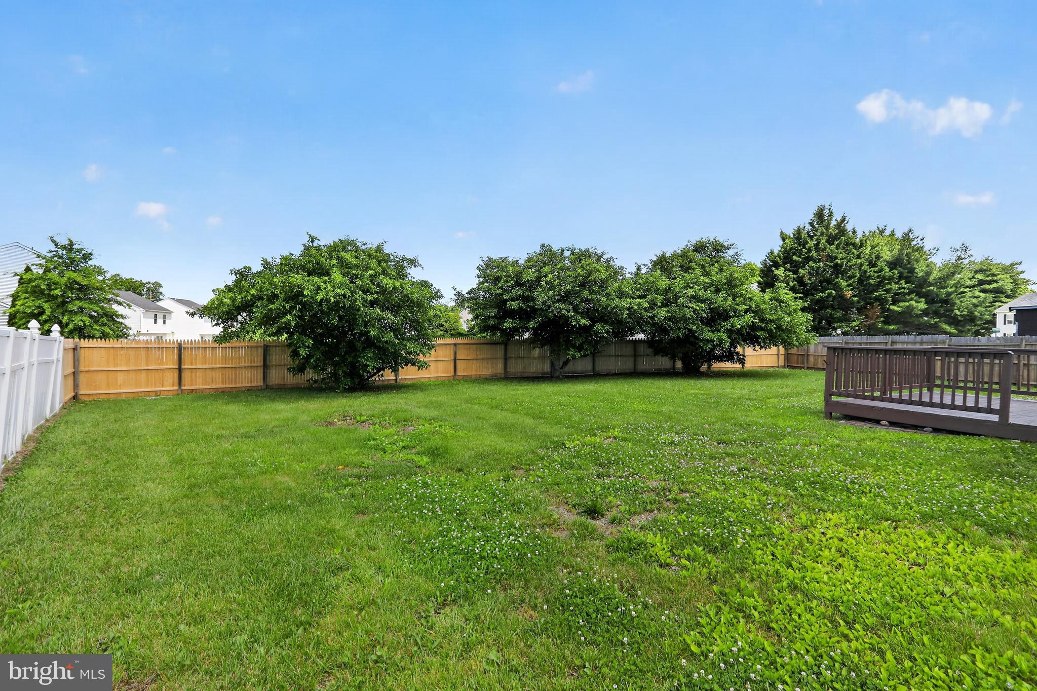 WELLINGTON WOODS - Residential