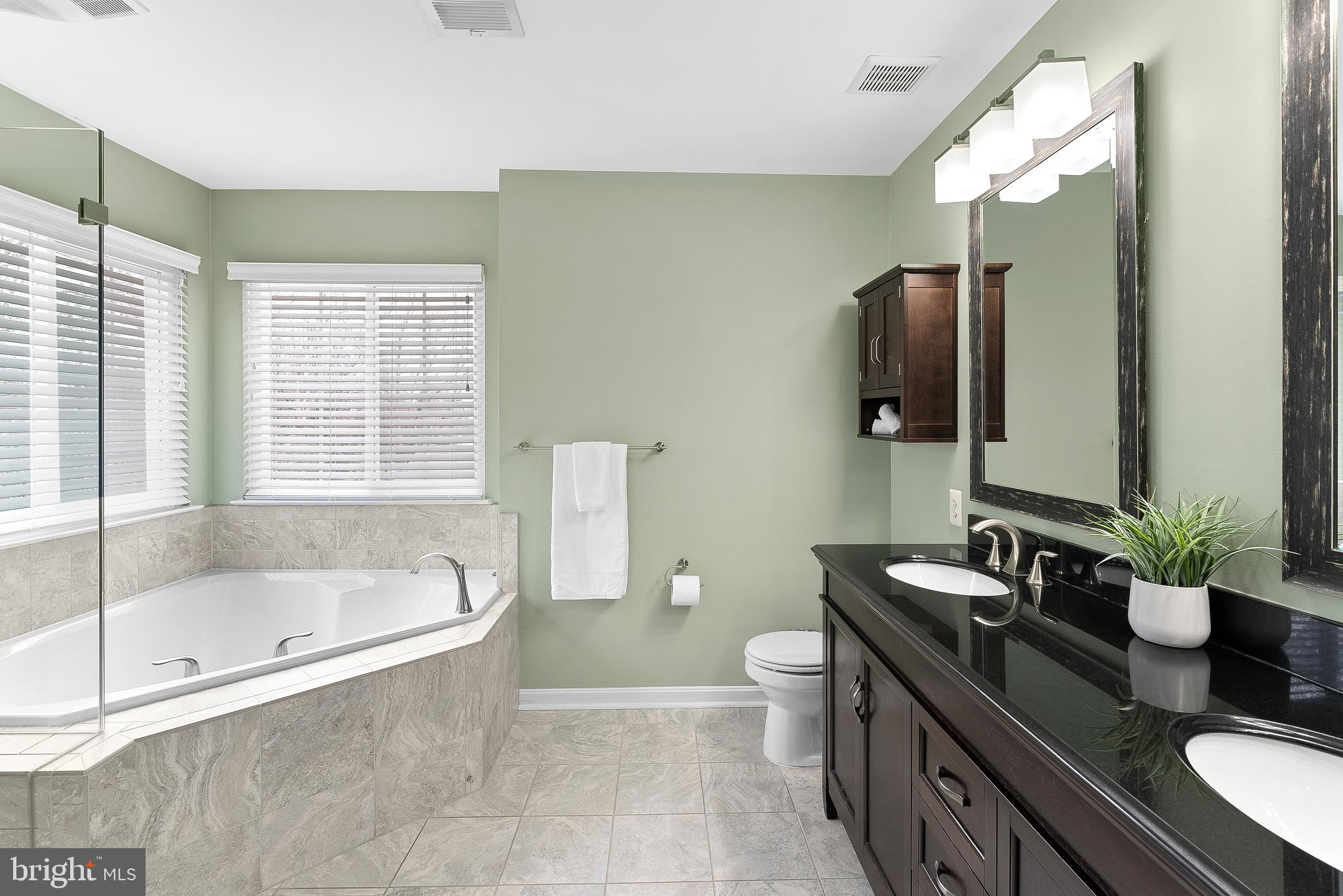 ASHBURN FARM - Residential