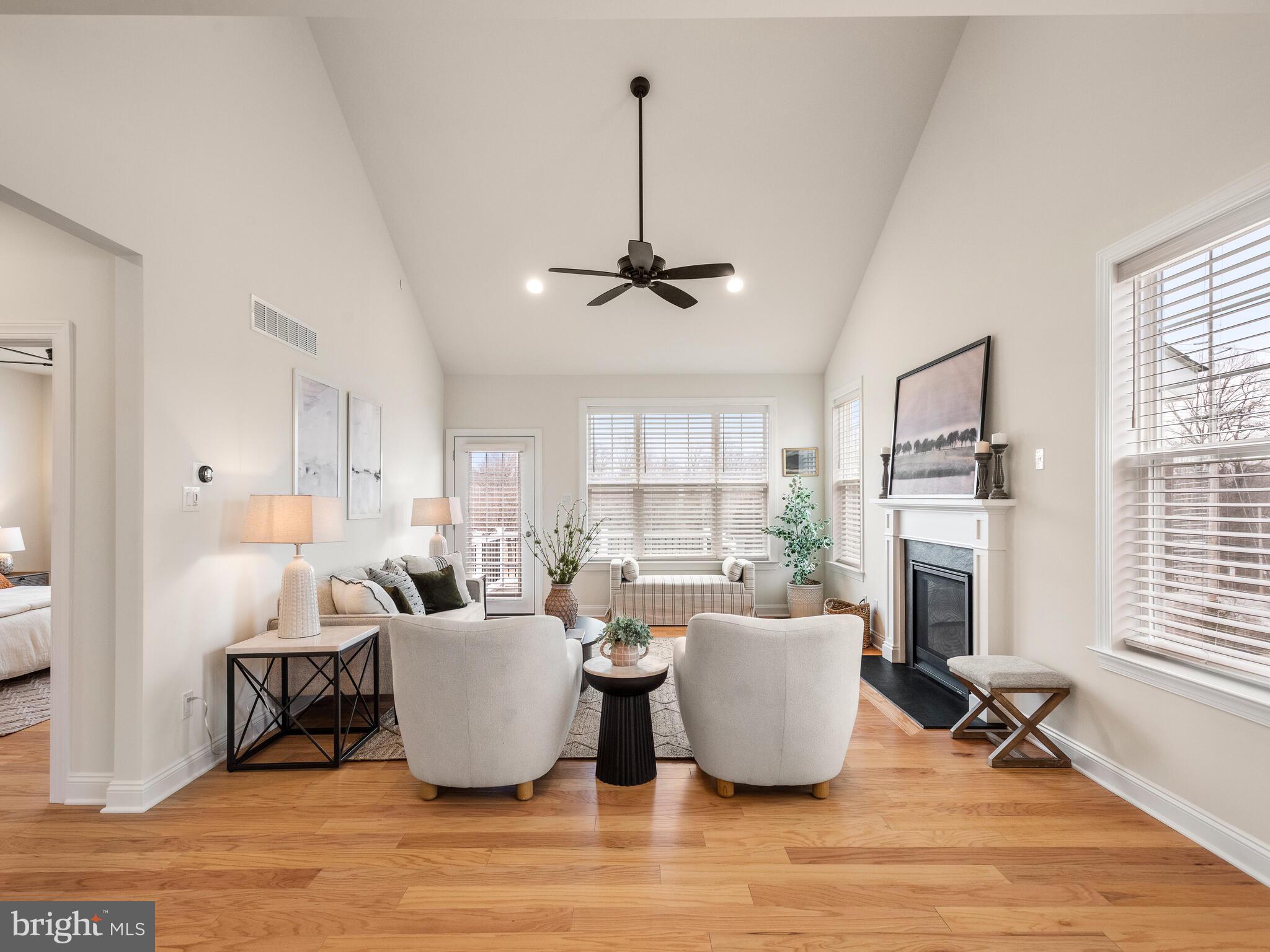 WILLISTOWN POINT - Residential