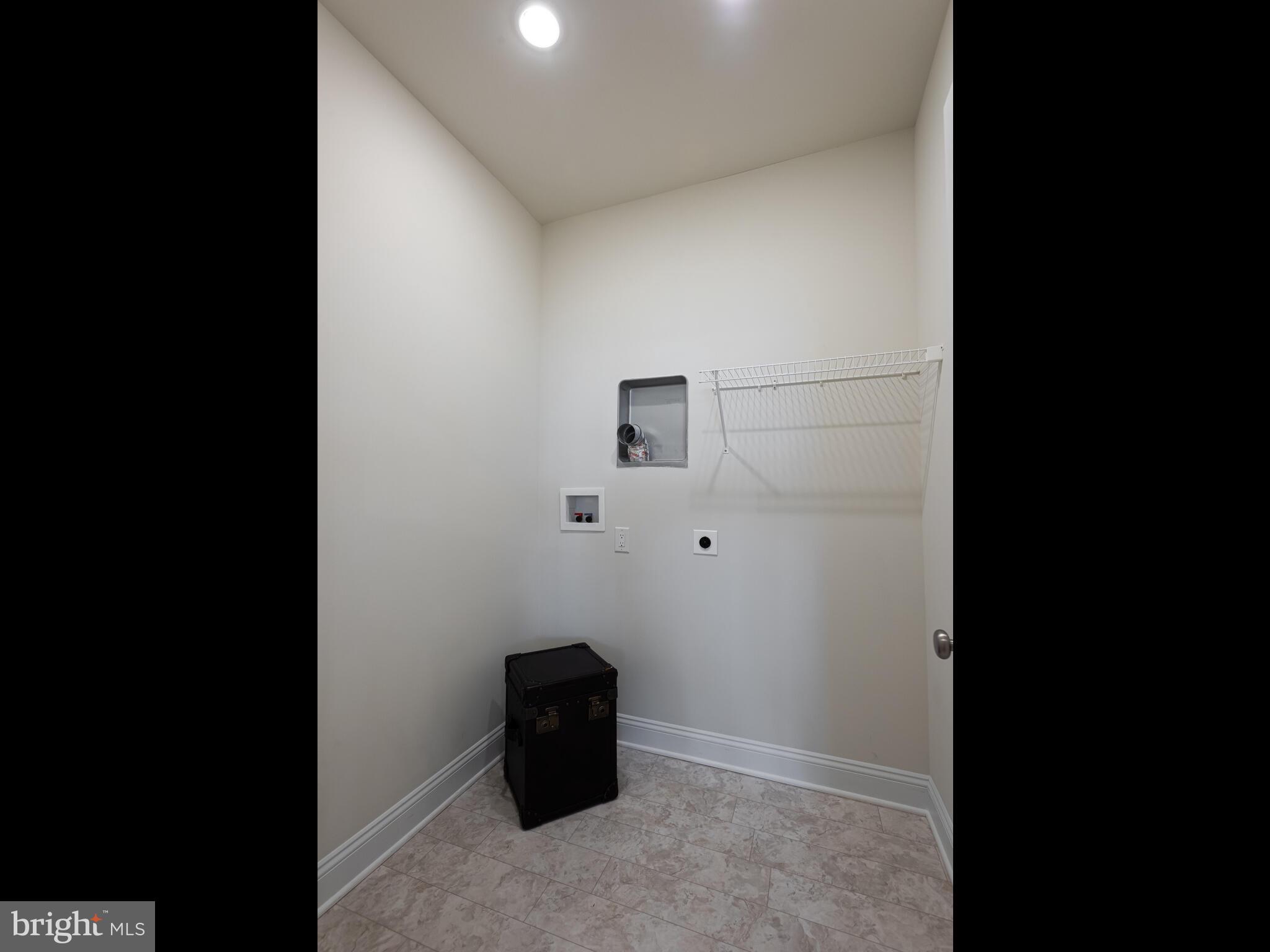 WILLISTOWN POINT - Residential
