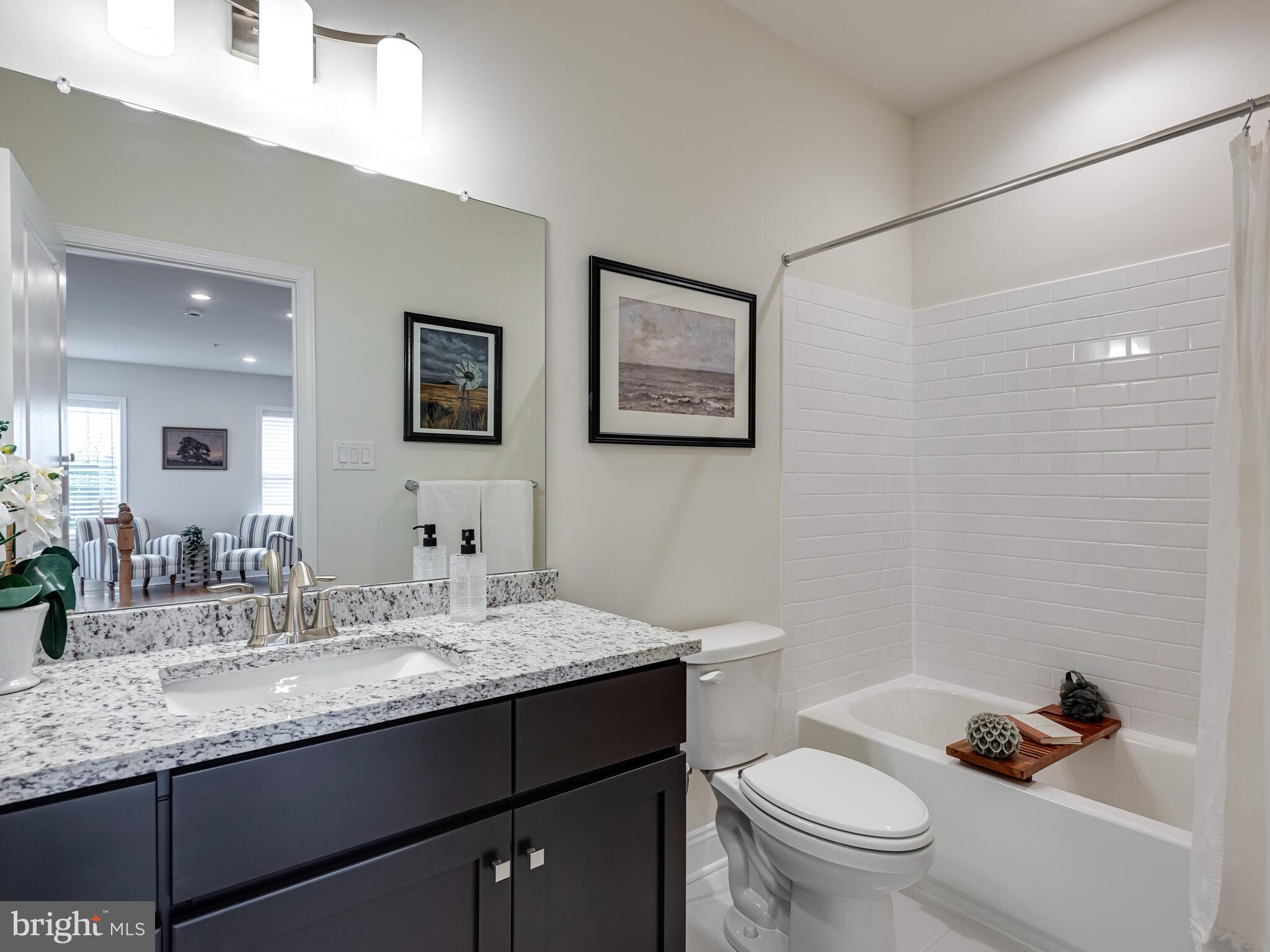WILLISTOWN POINT - Residential