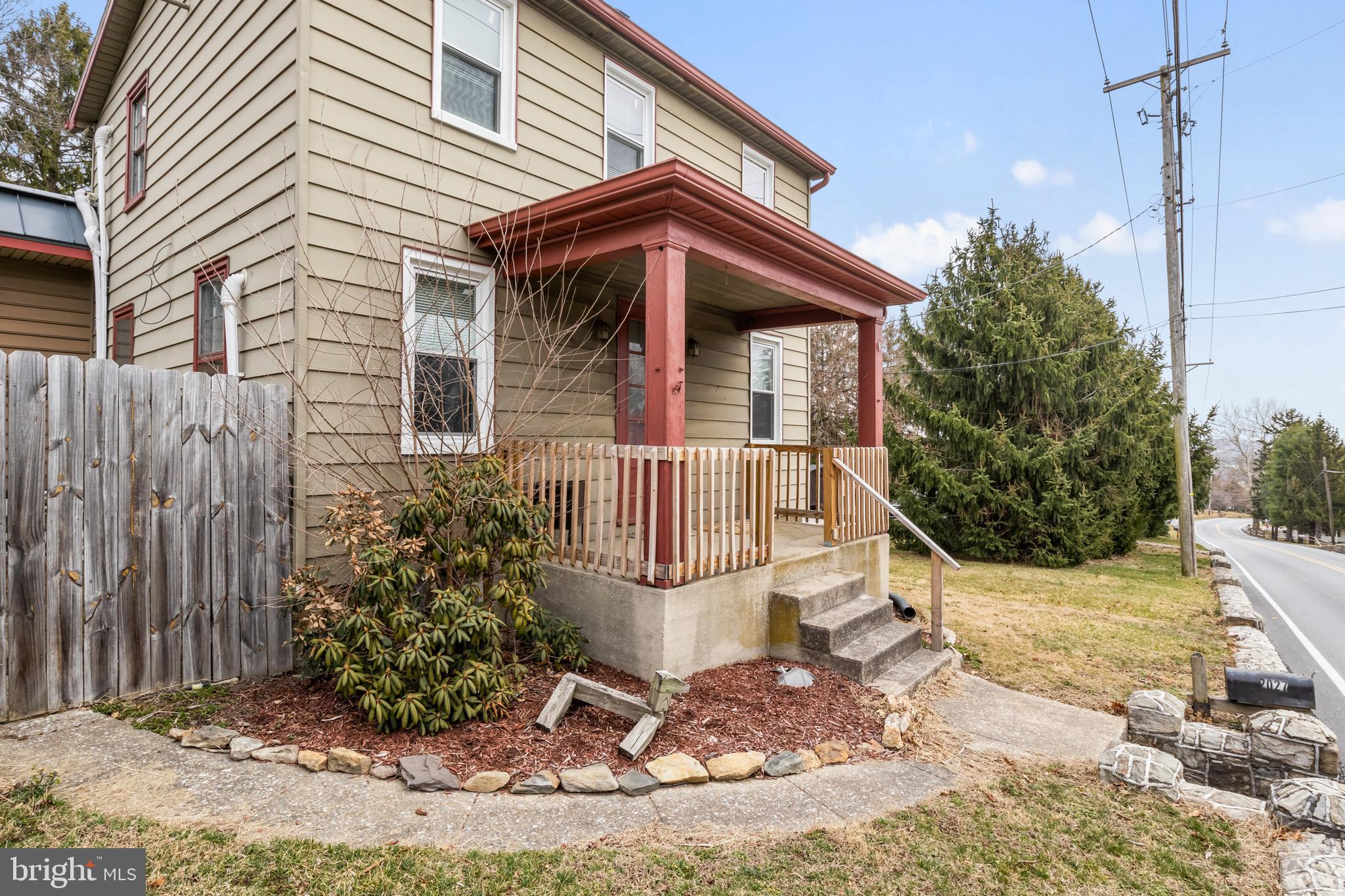 SPRINGETTSBURY TWP - Residential