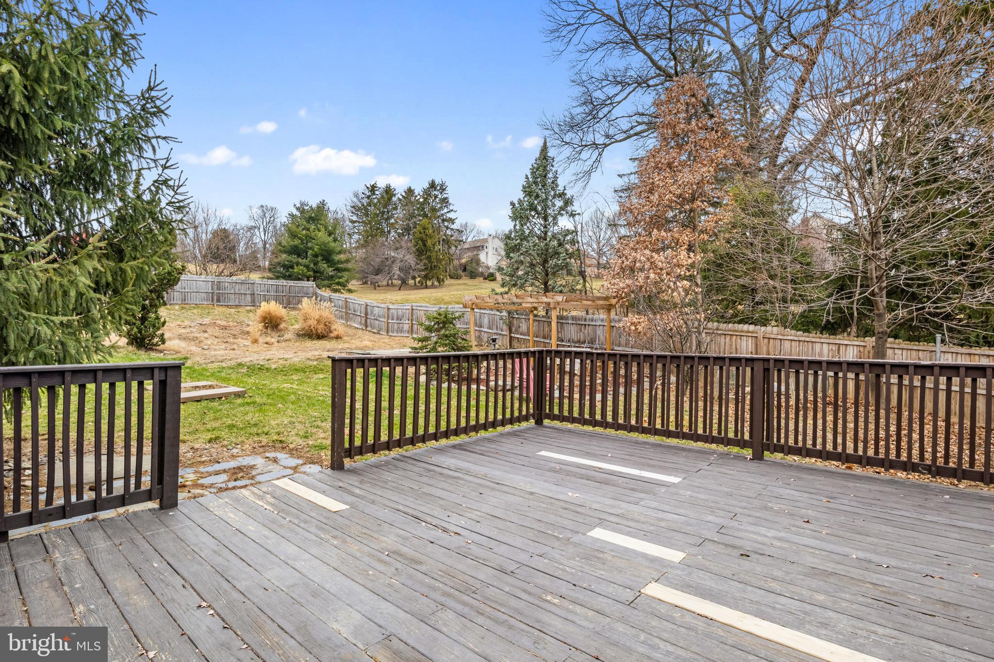 SPRINGETTSBURY TWP - Residential