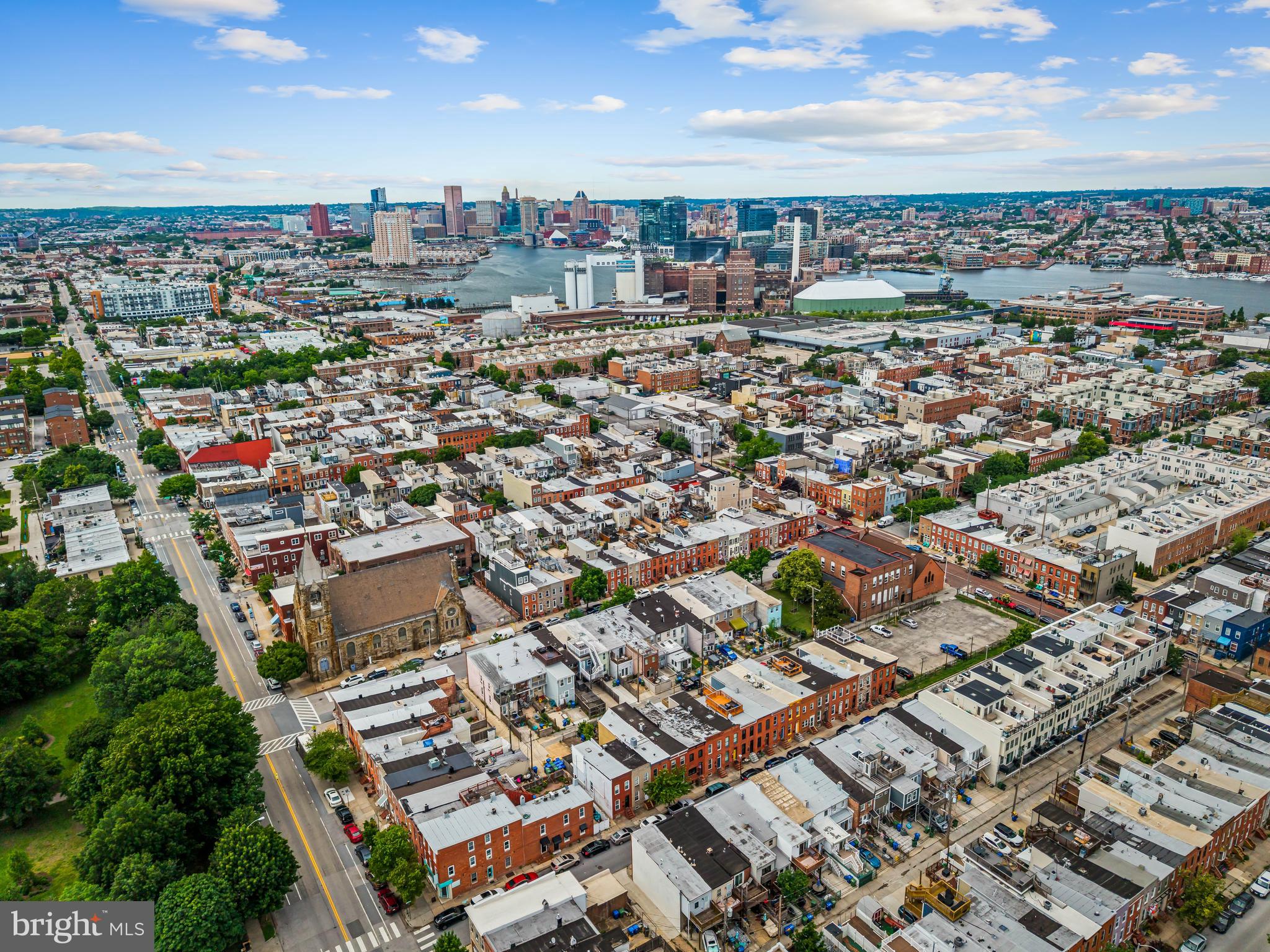 LOCUST POINT - Residential