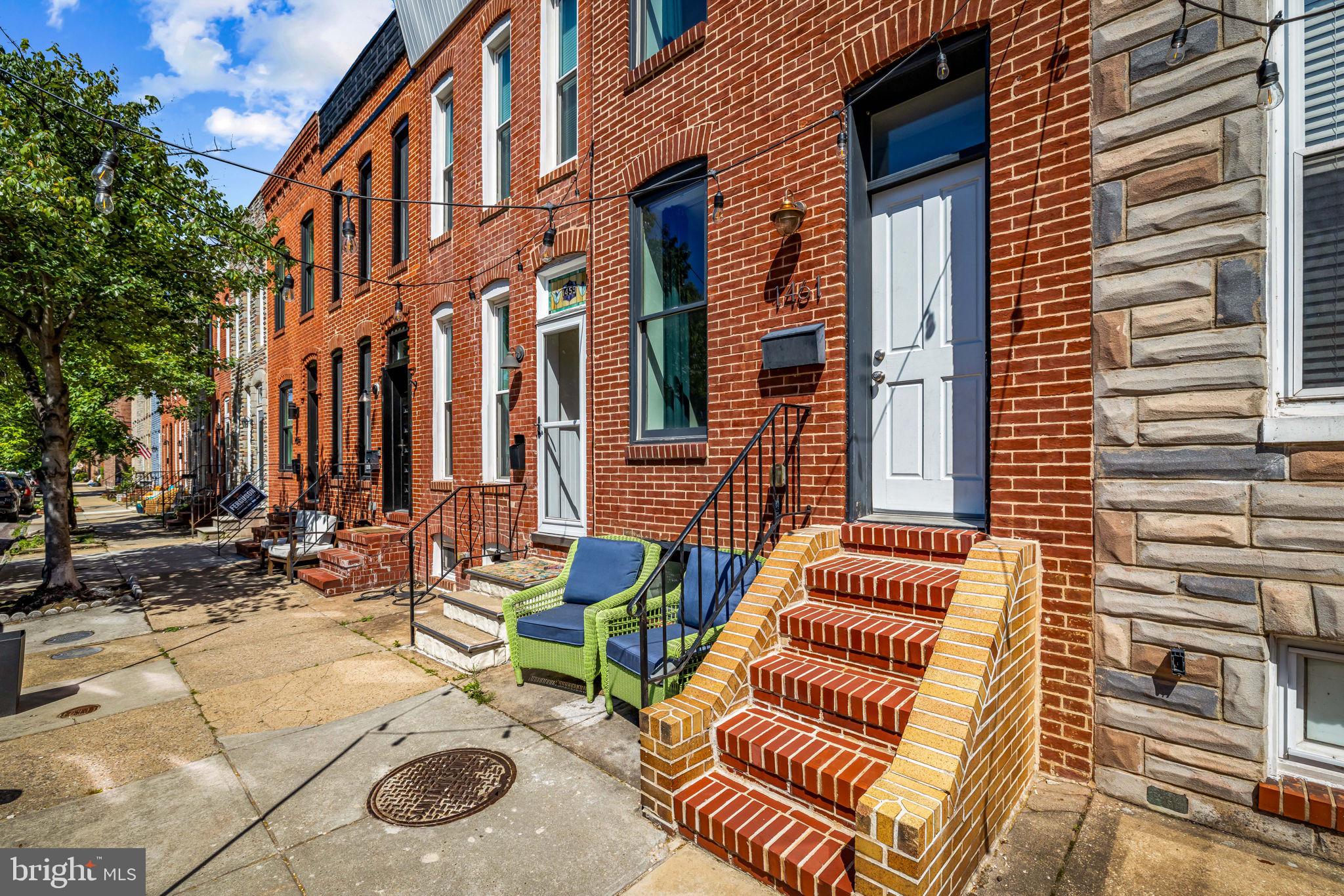 LOCUST POINT - Residential