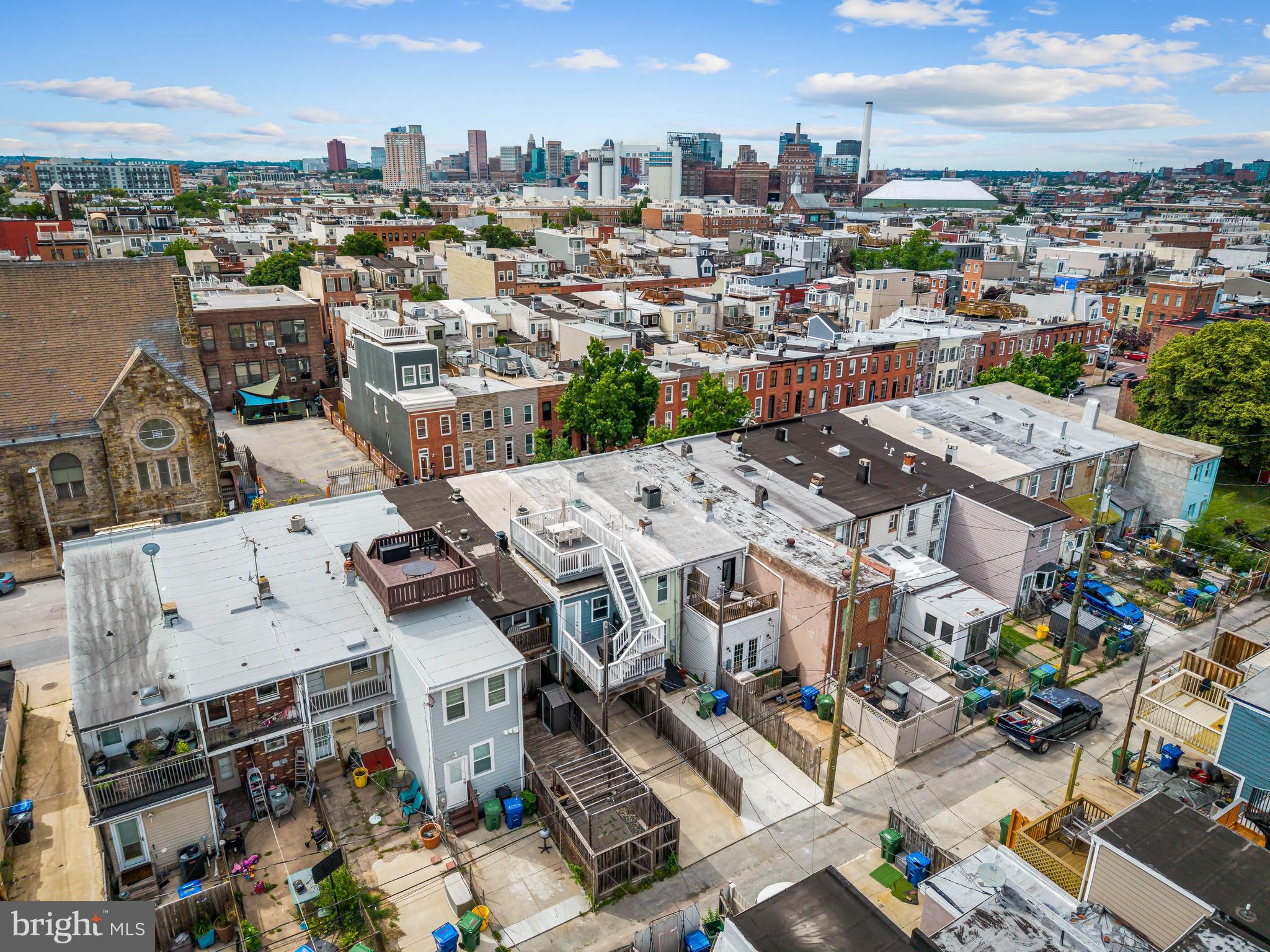 LOCUST POINT - Residential