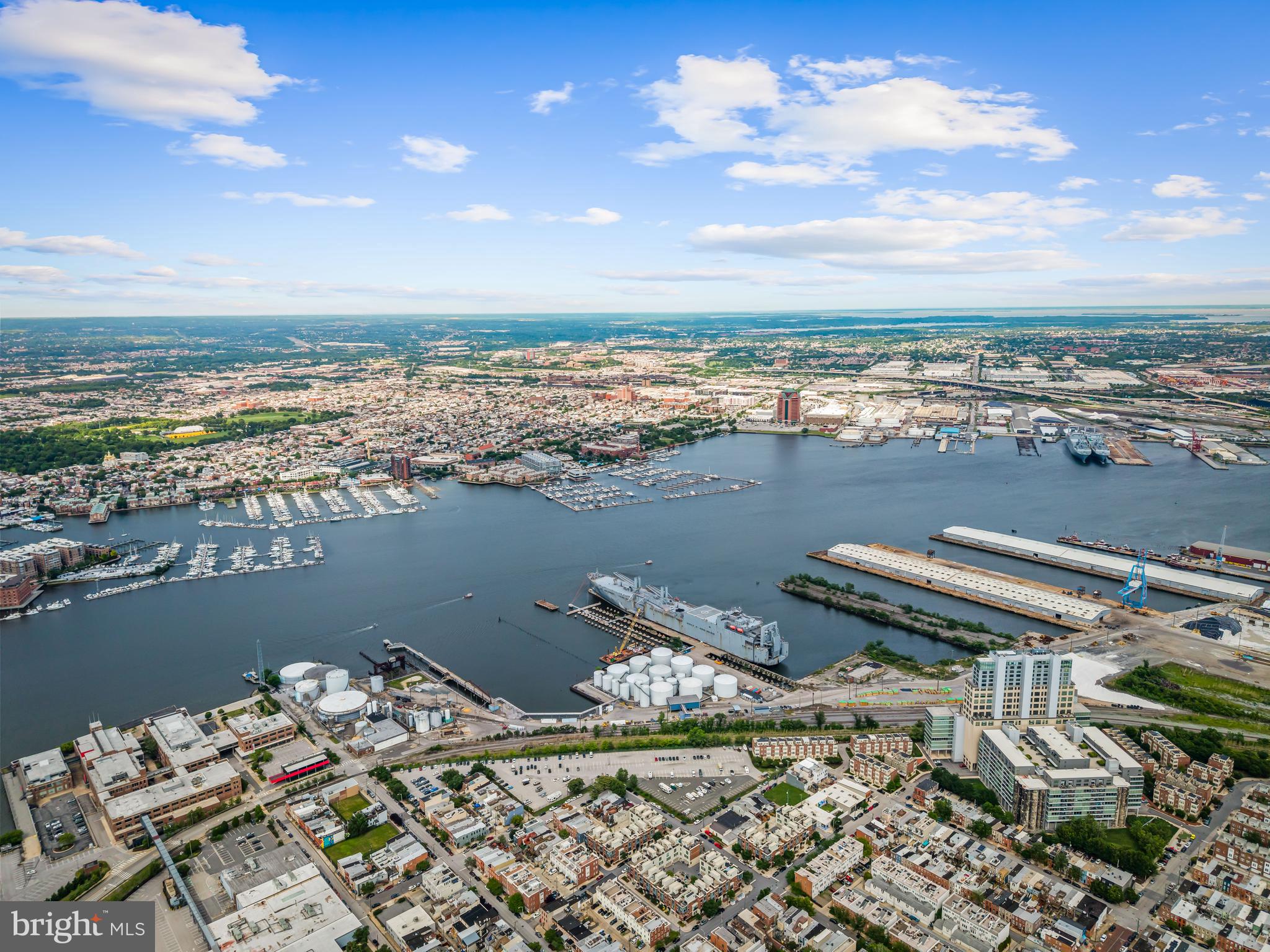 LOCUST POINT - Residential