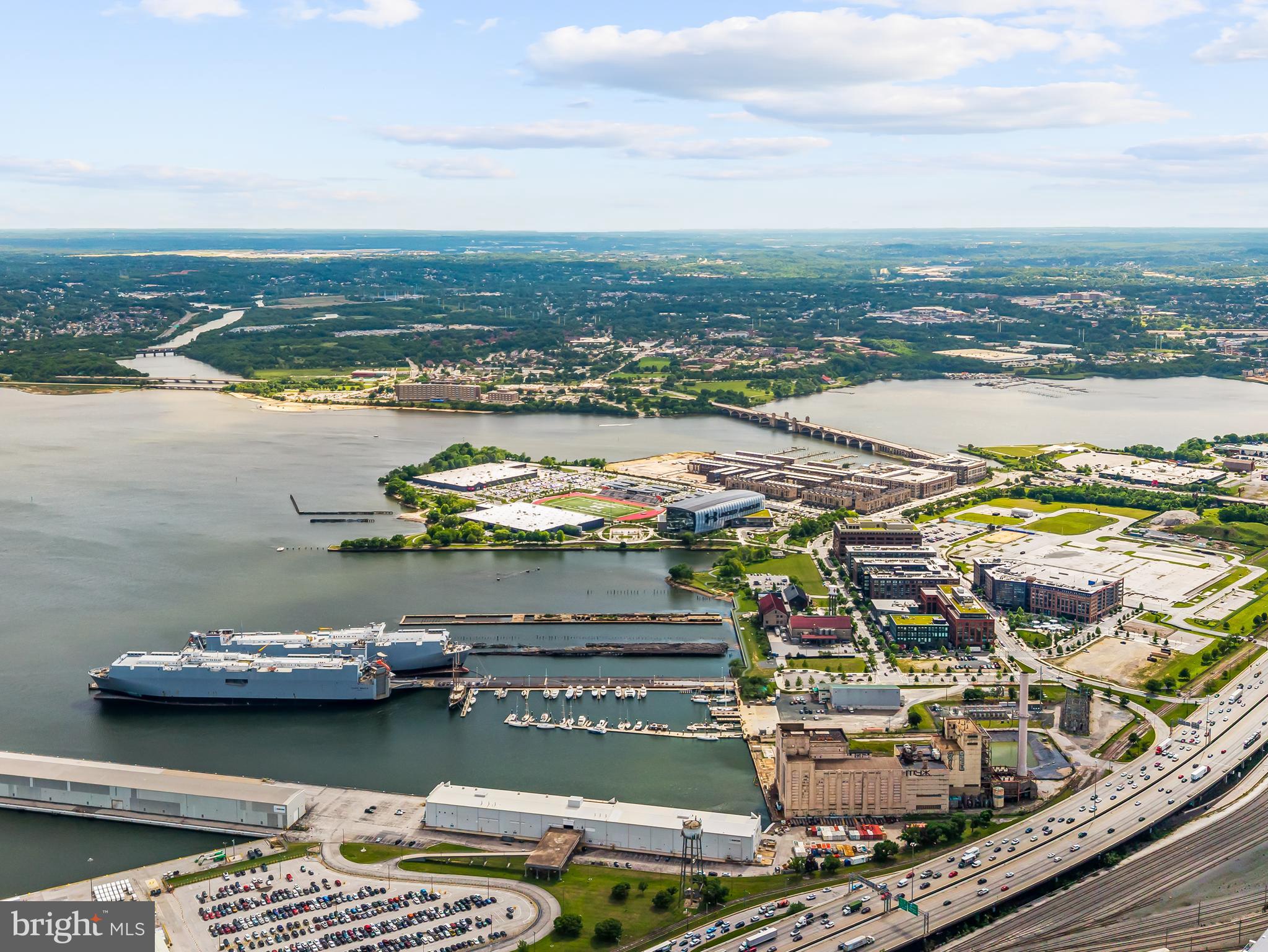 LOCUST POINT - Residential