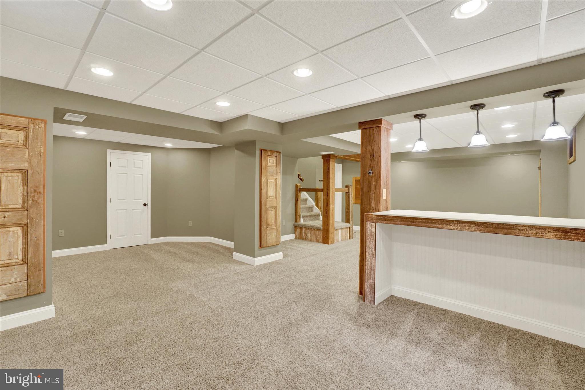 MEADOW HILL - Residential