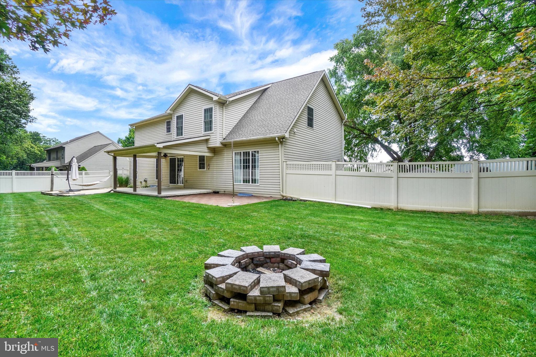 MEADOW HILL - Residential