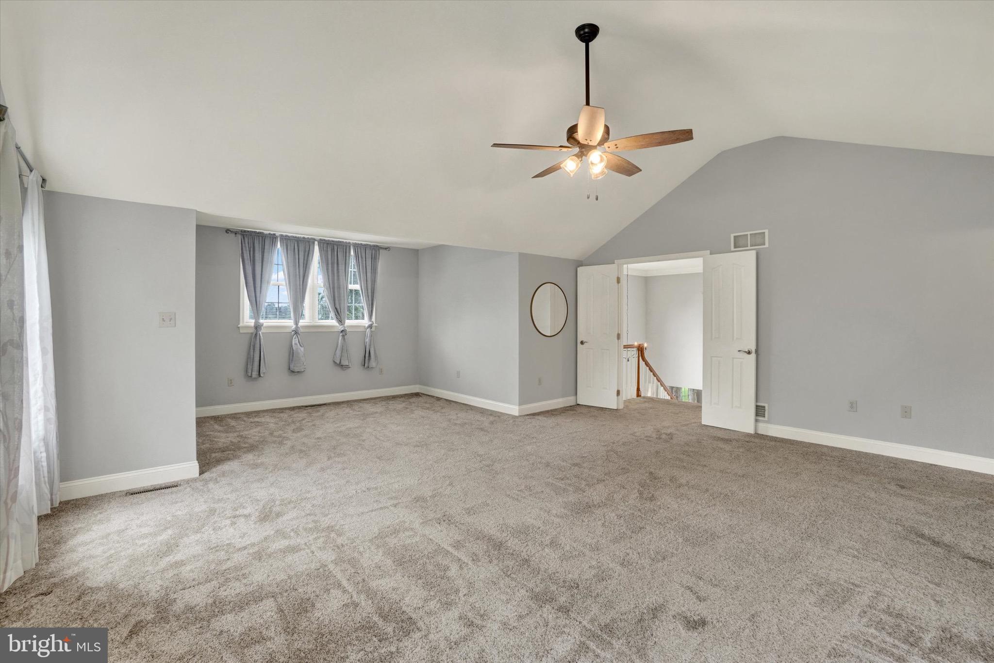 MEADOW HILL - Residential